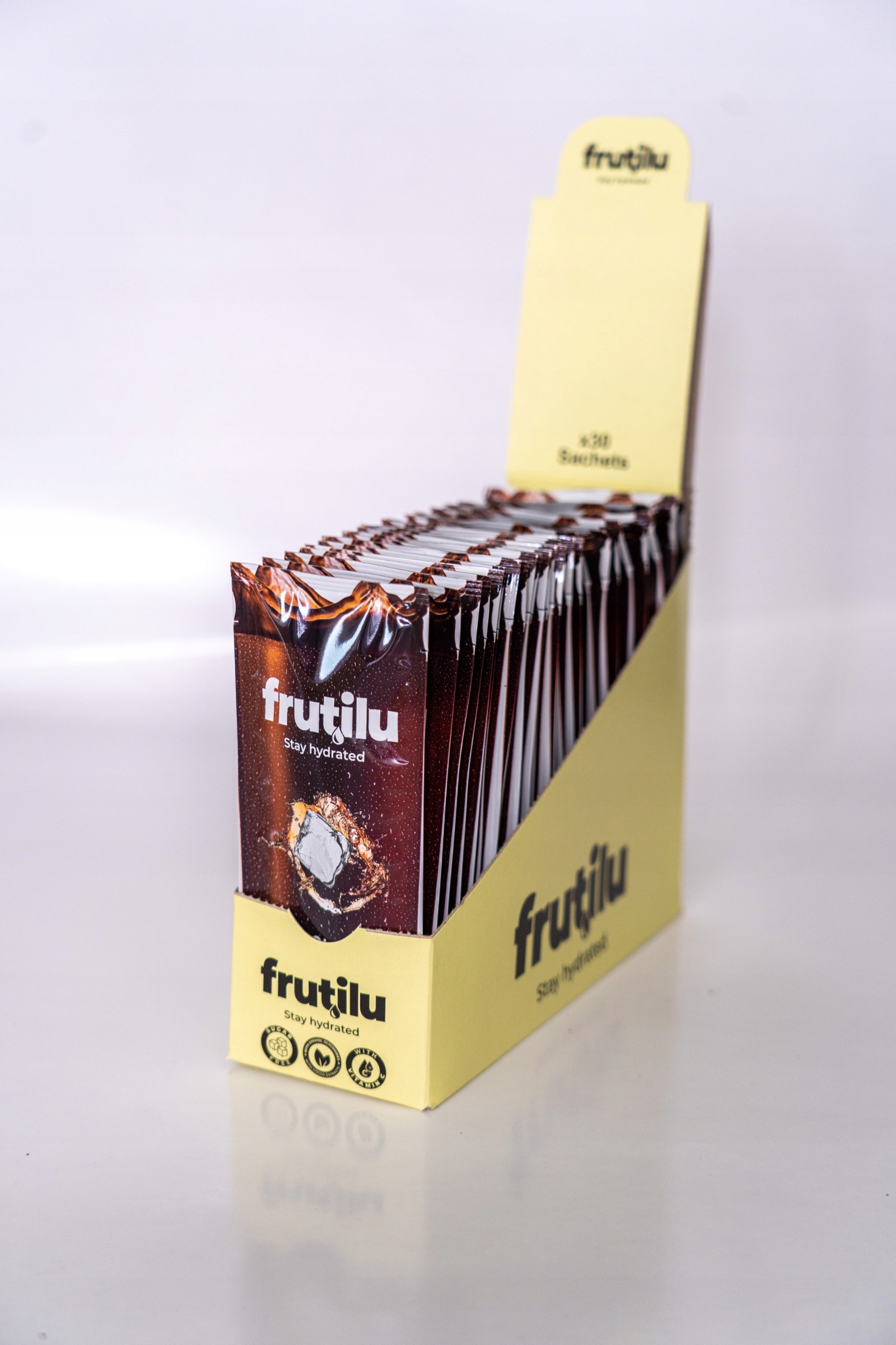 Levně Frutilu Cola Box (30 x 10 g) Nápoj v prášku