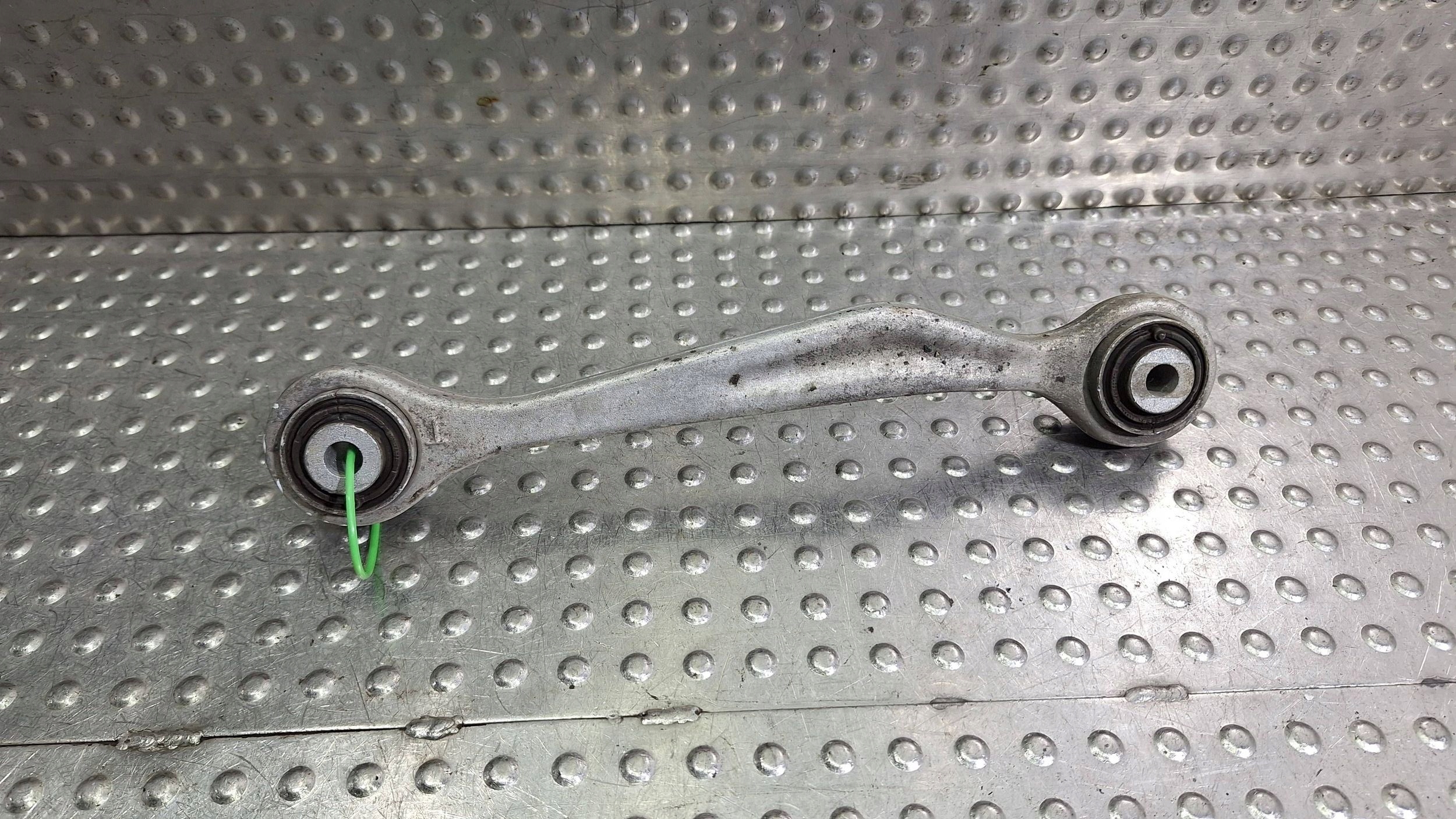 Querlenker rechts heck 8K0501530N AUDI A4 B8 A5 8T A7 A6 C7 Q5 8R