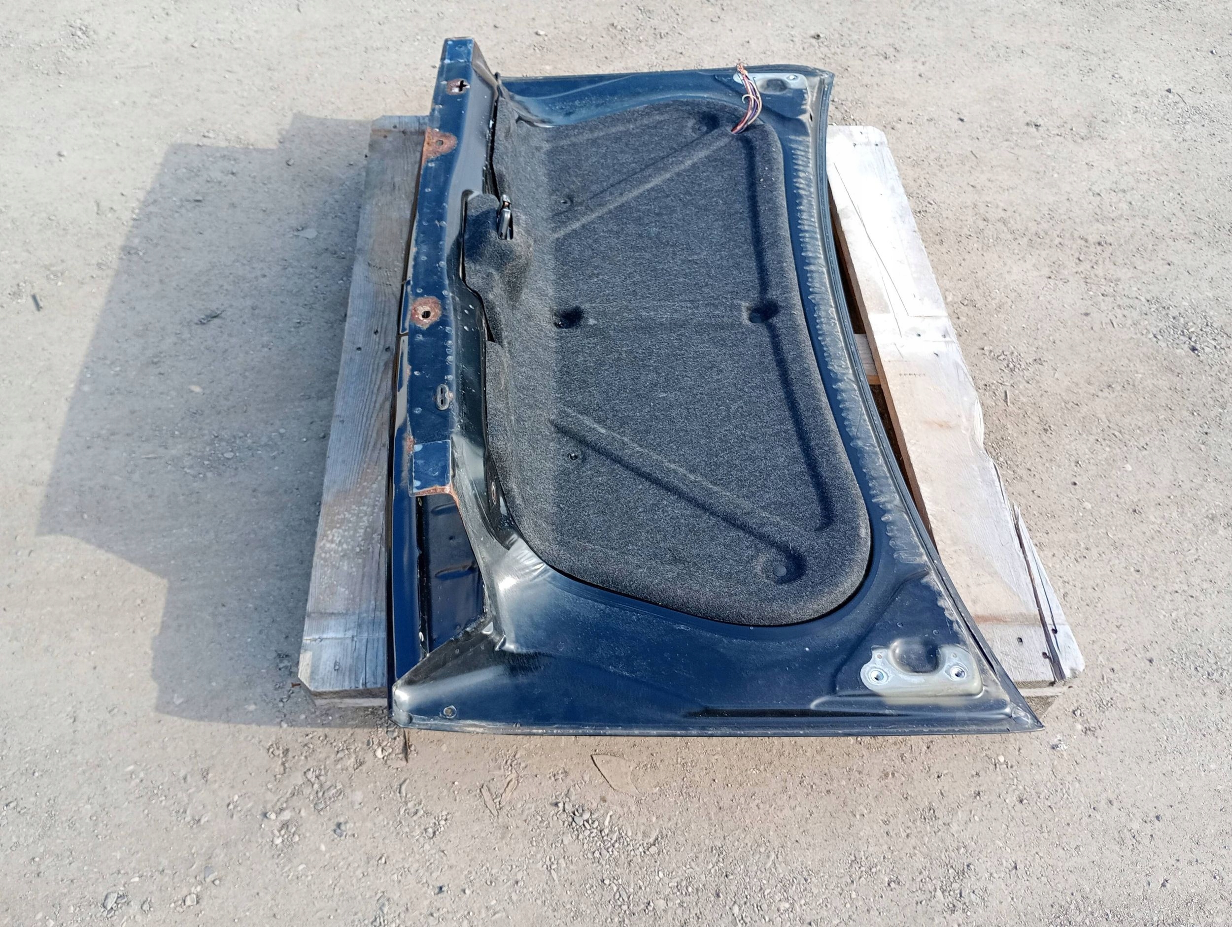 trunk door cover boot kamera Dodge Challenger 2015