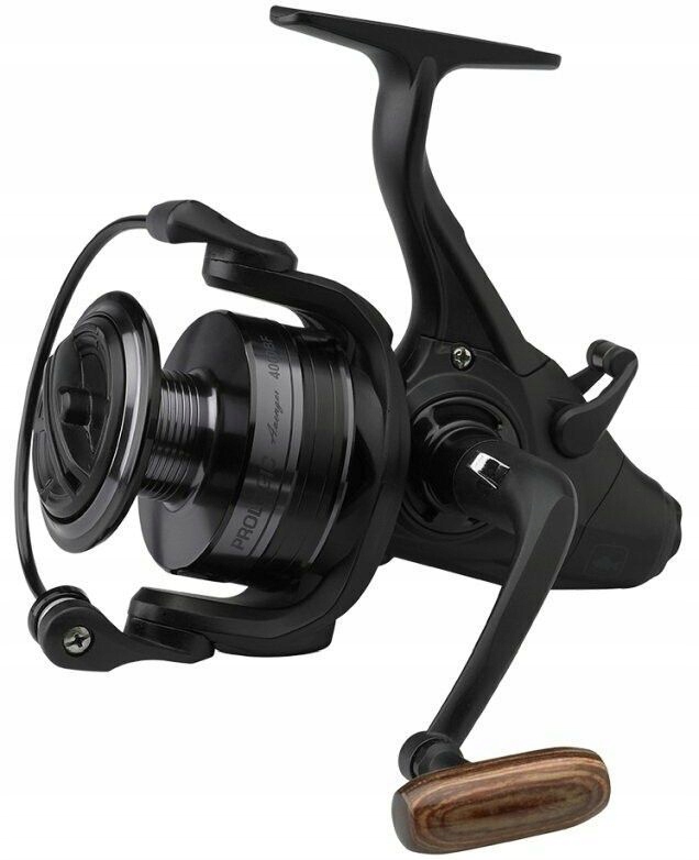 Kołowrotek Prologic Avenger with Tf Handle 3000 Bf