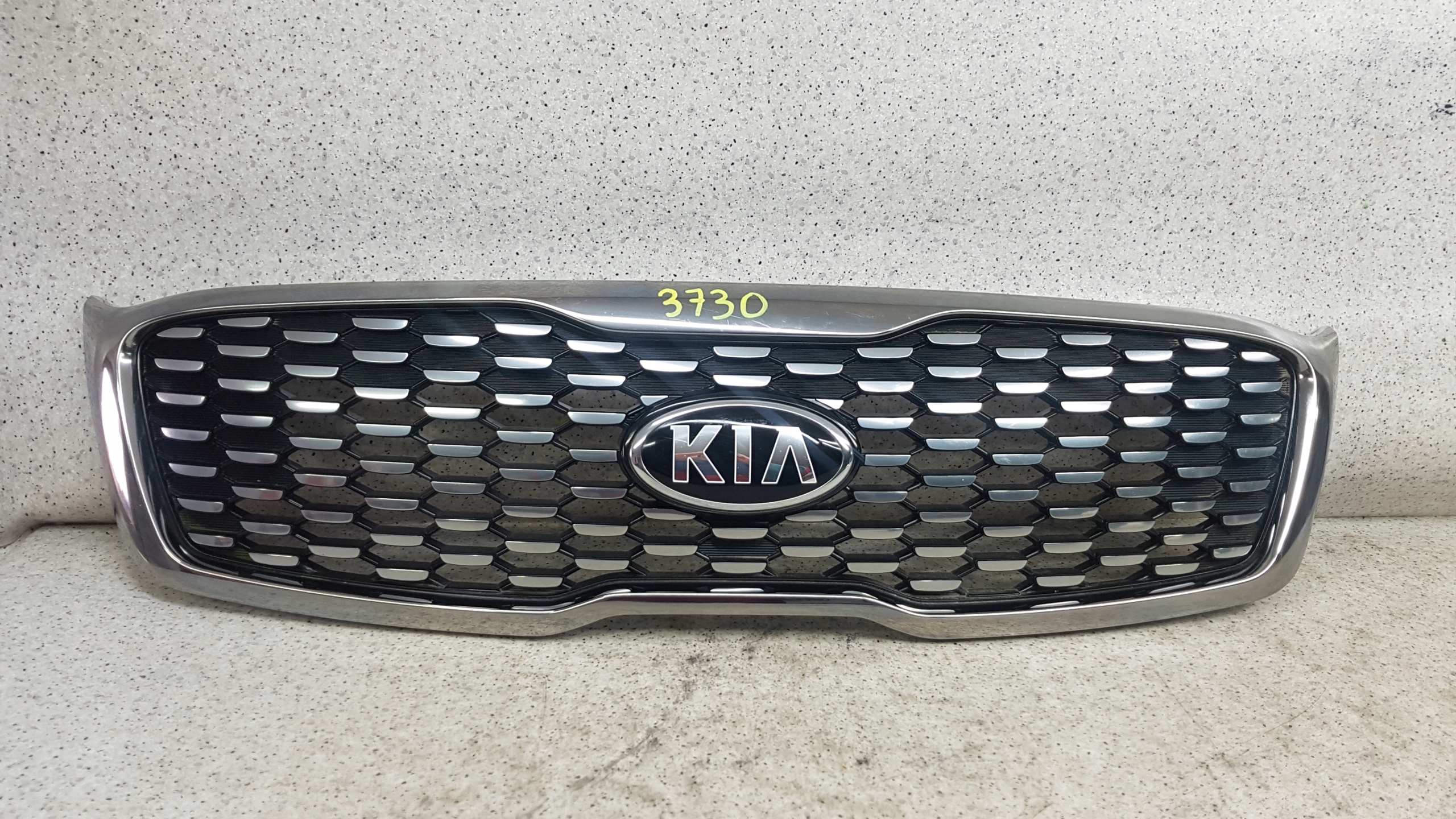 KIA SORENTO 3 III LIFT 2018 - front PREKLADgrill bumper front 3730