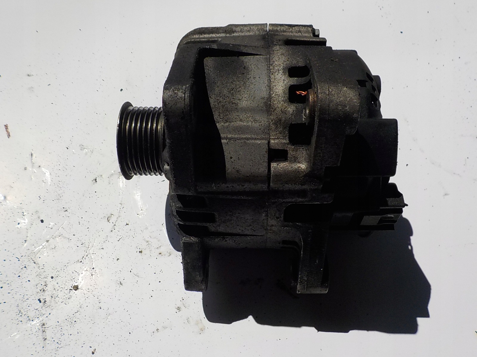 RENAULT LAGUNA III 2.0 TB ORG ALTERNATOR 8200747041