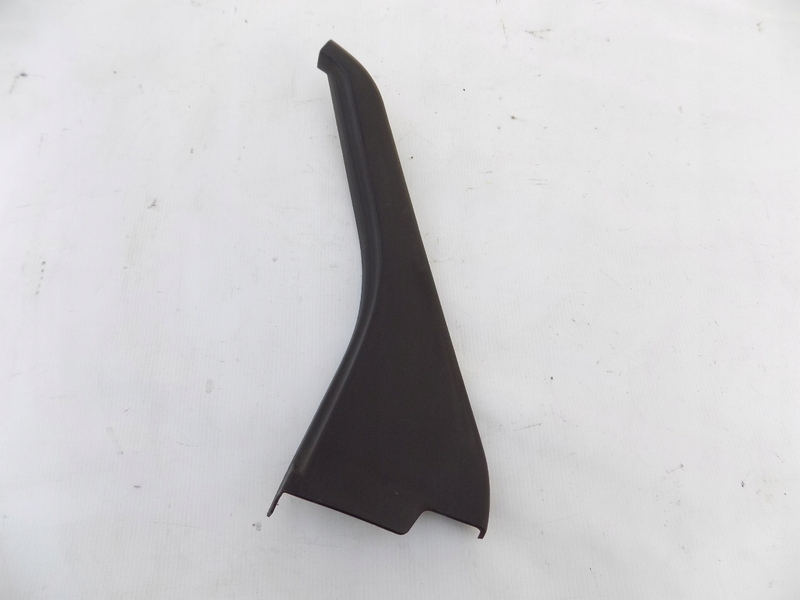 FOCUS MK2 HB 5D OSŁONA NAKŁADKA DRZWI PRAWYCH TYŁ