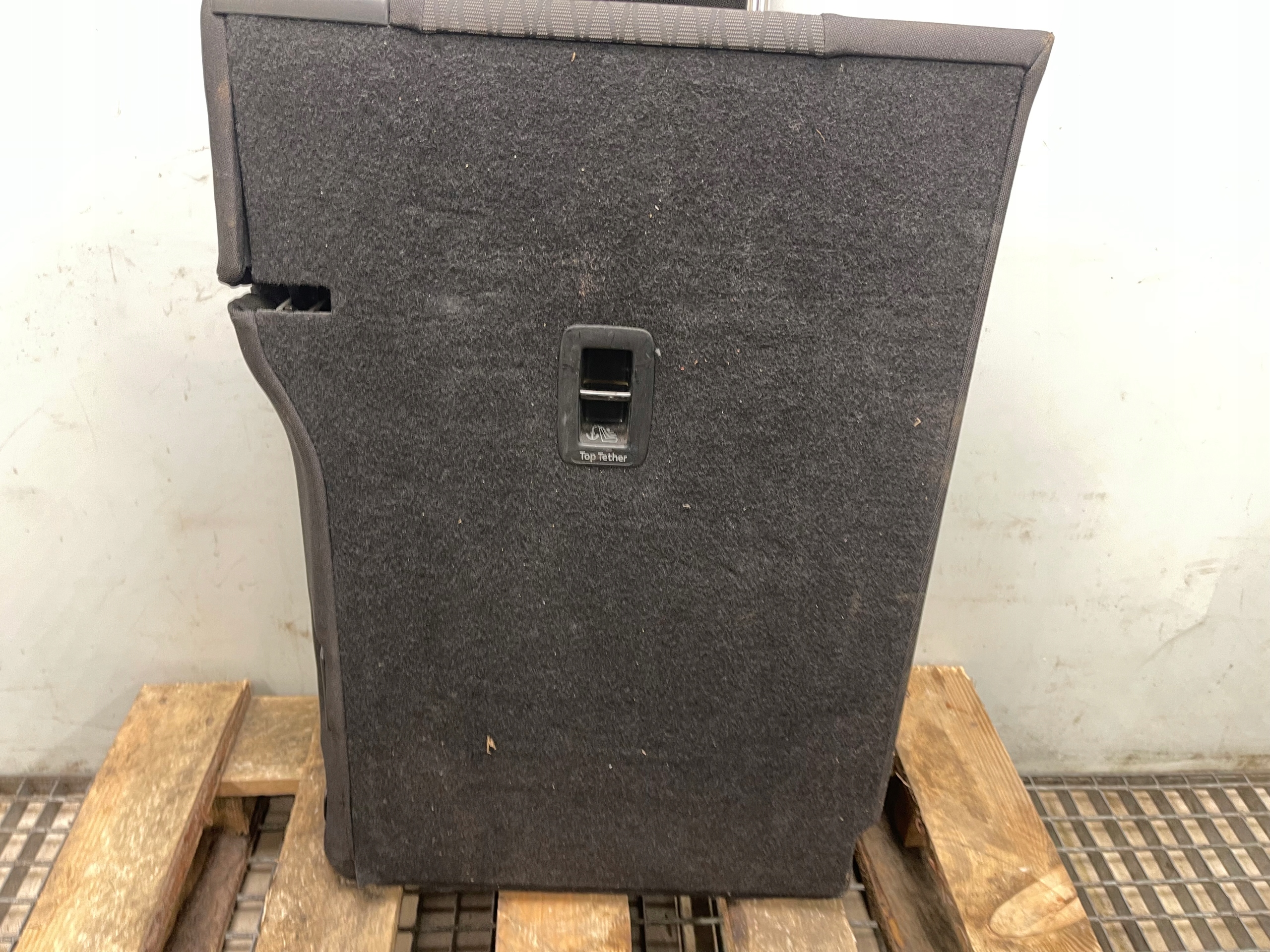 Seat Leon III 5F kombi Oparcie Kanapy left rear part