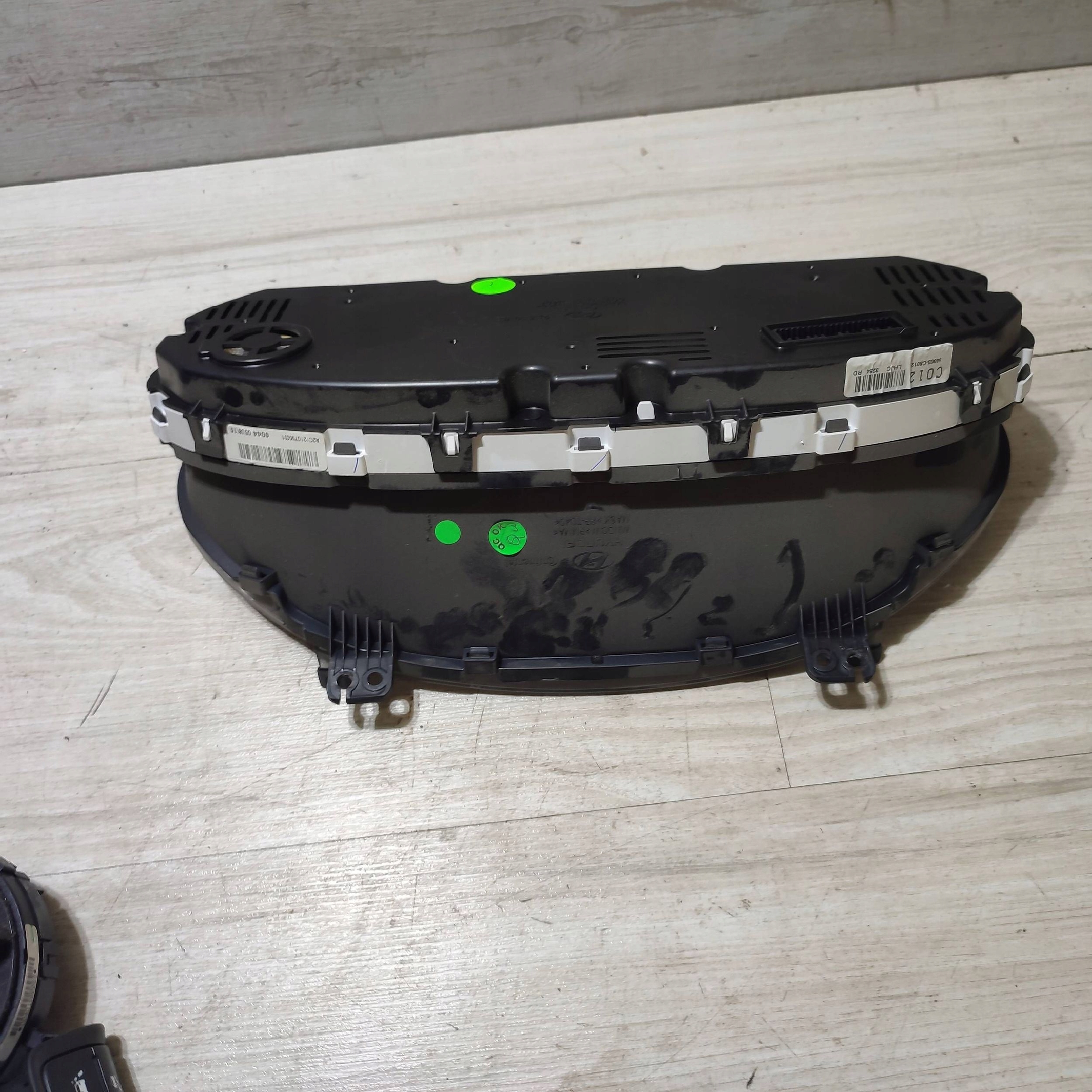 dials Hyundai i20 94003C8012