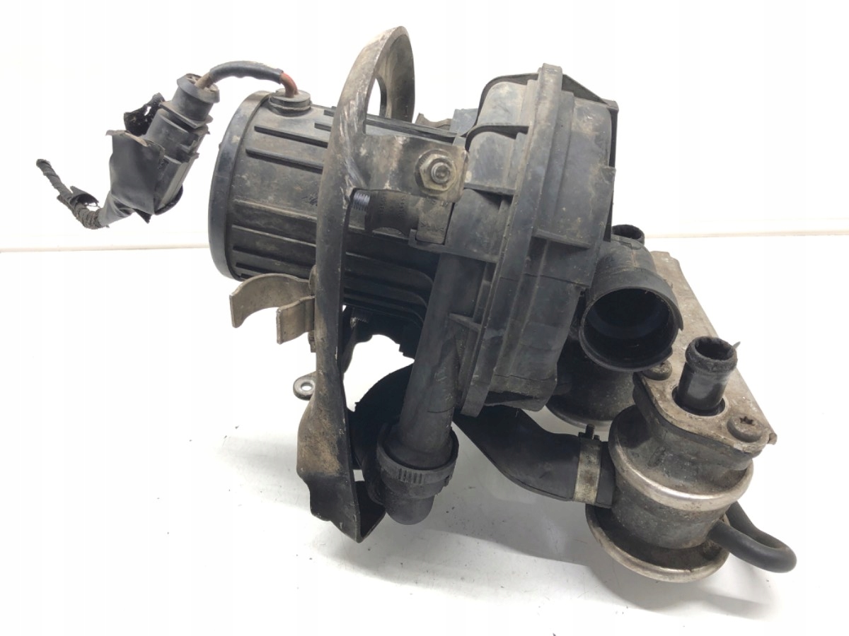 Вторинний повітряний насос A8 D3 5.2 B 07L959253C