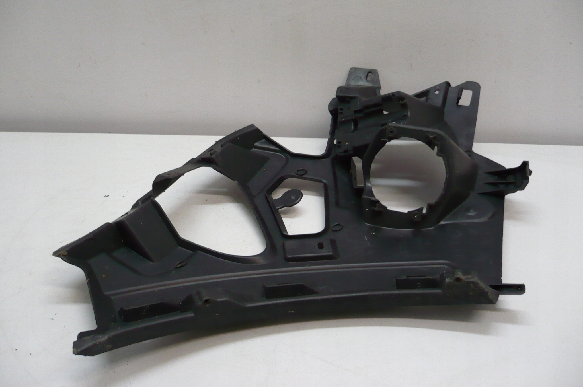 RENAULT MEGANE III 3 08-11 holder bumper bracket left front
