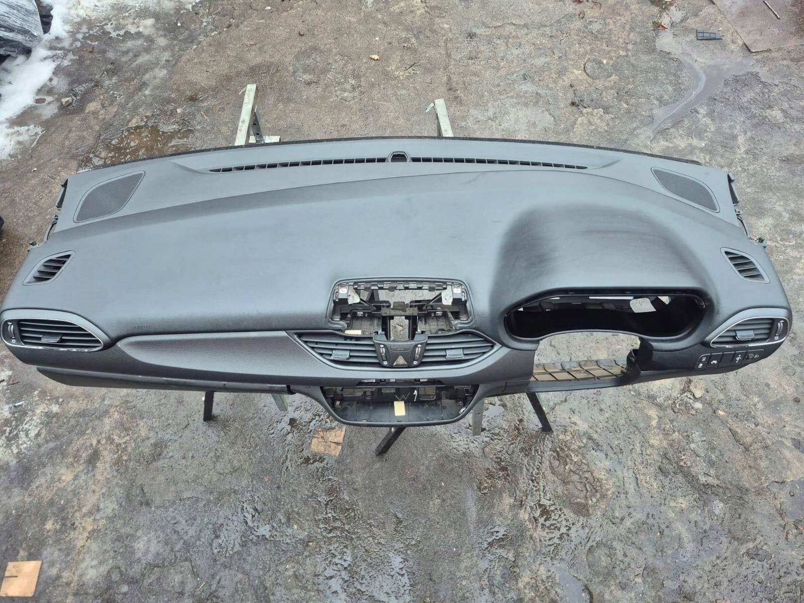 HYUNDAI I30 III console dashboard instrument panel ANGLIK 2017