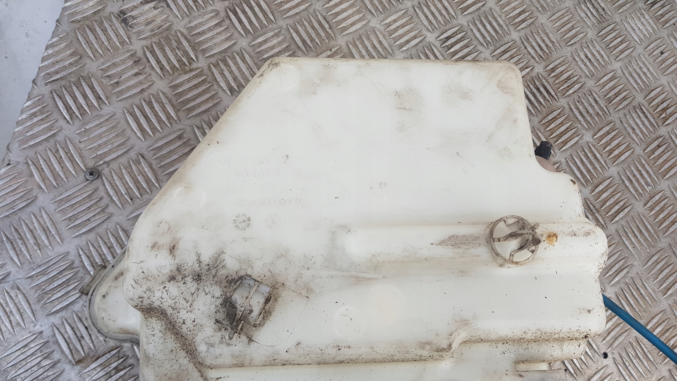 MERCEDES W245 Behälter Behälter Spritzdüse 1698690220