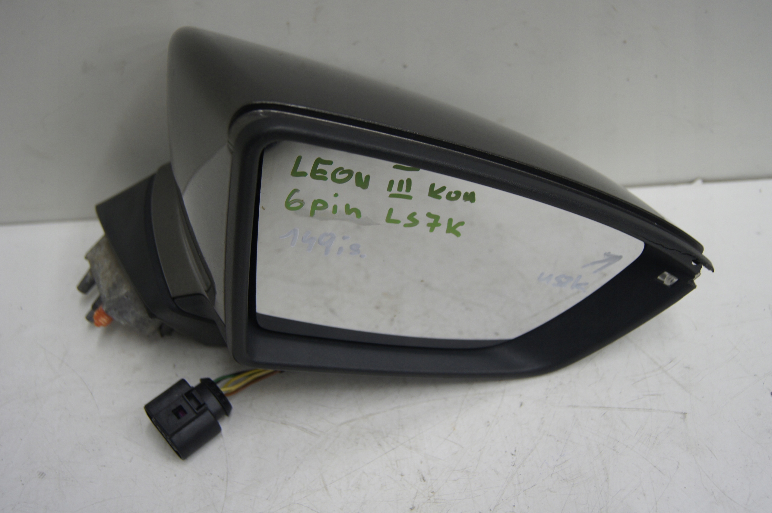 Leon III зеркало LS7K 6pin правое