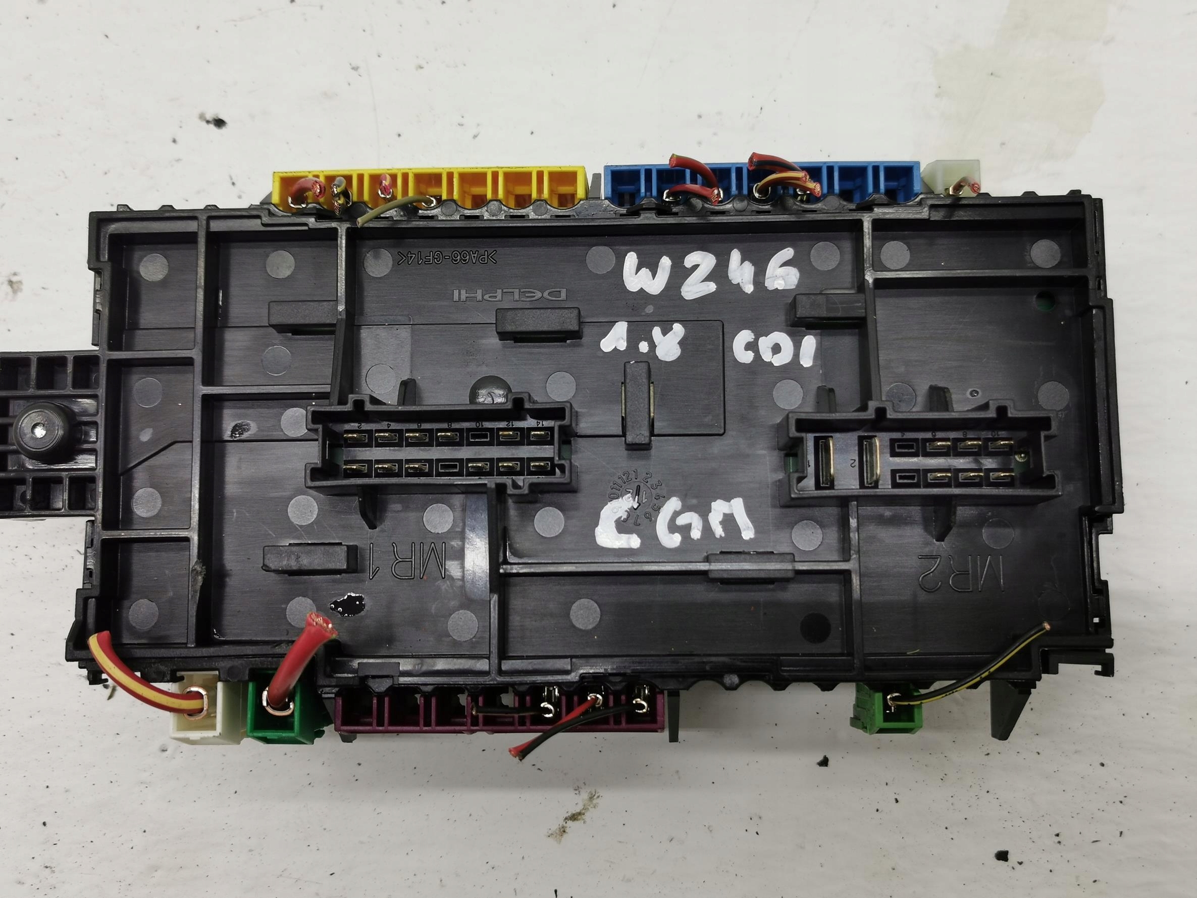 fuse box MERCEDES B-class W246 1.8