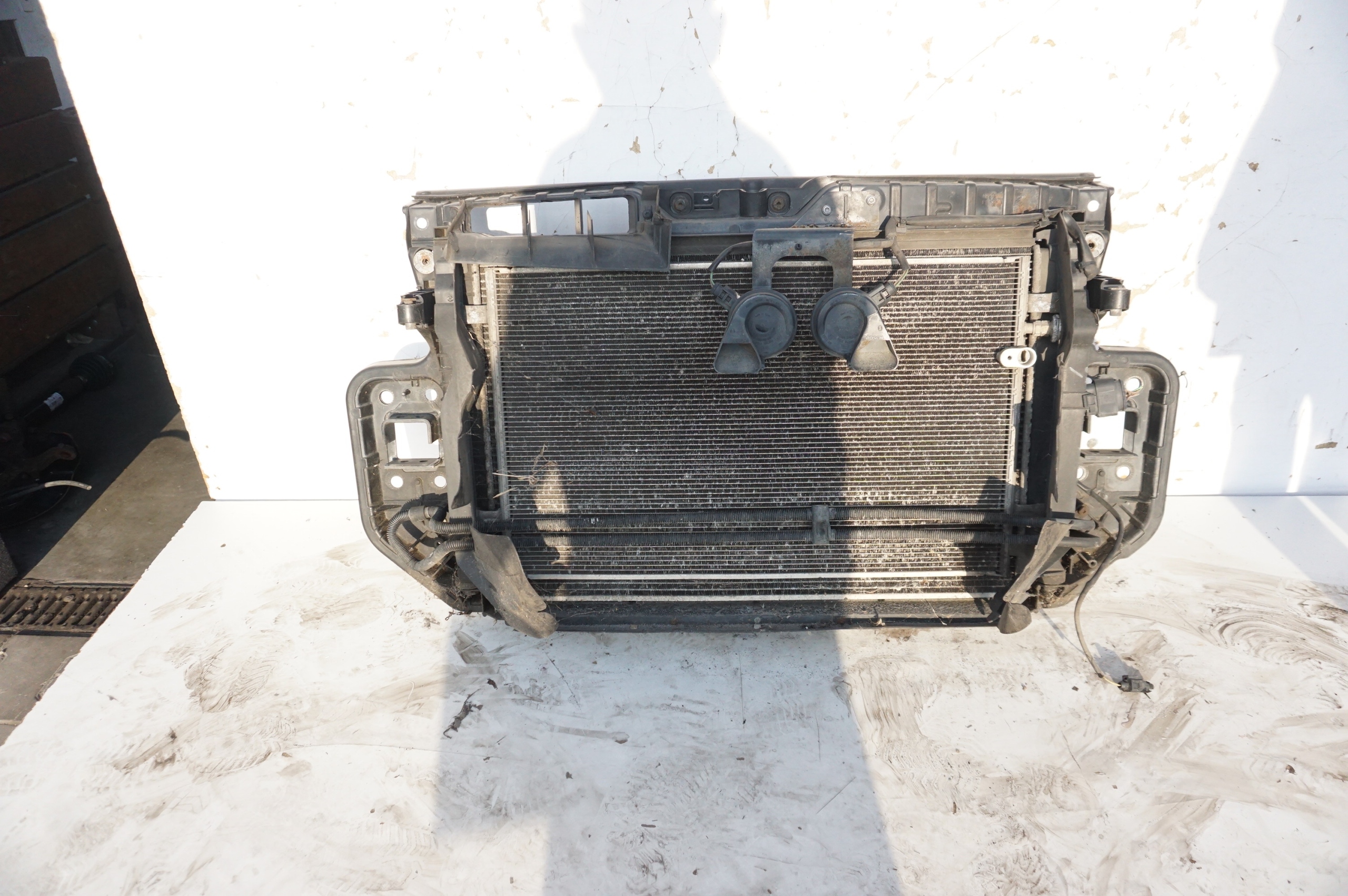 WZMOCNIENIE CHŁODNICE PAS AUDI A6 C6 3.0 V6