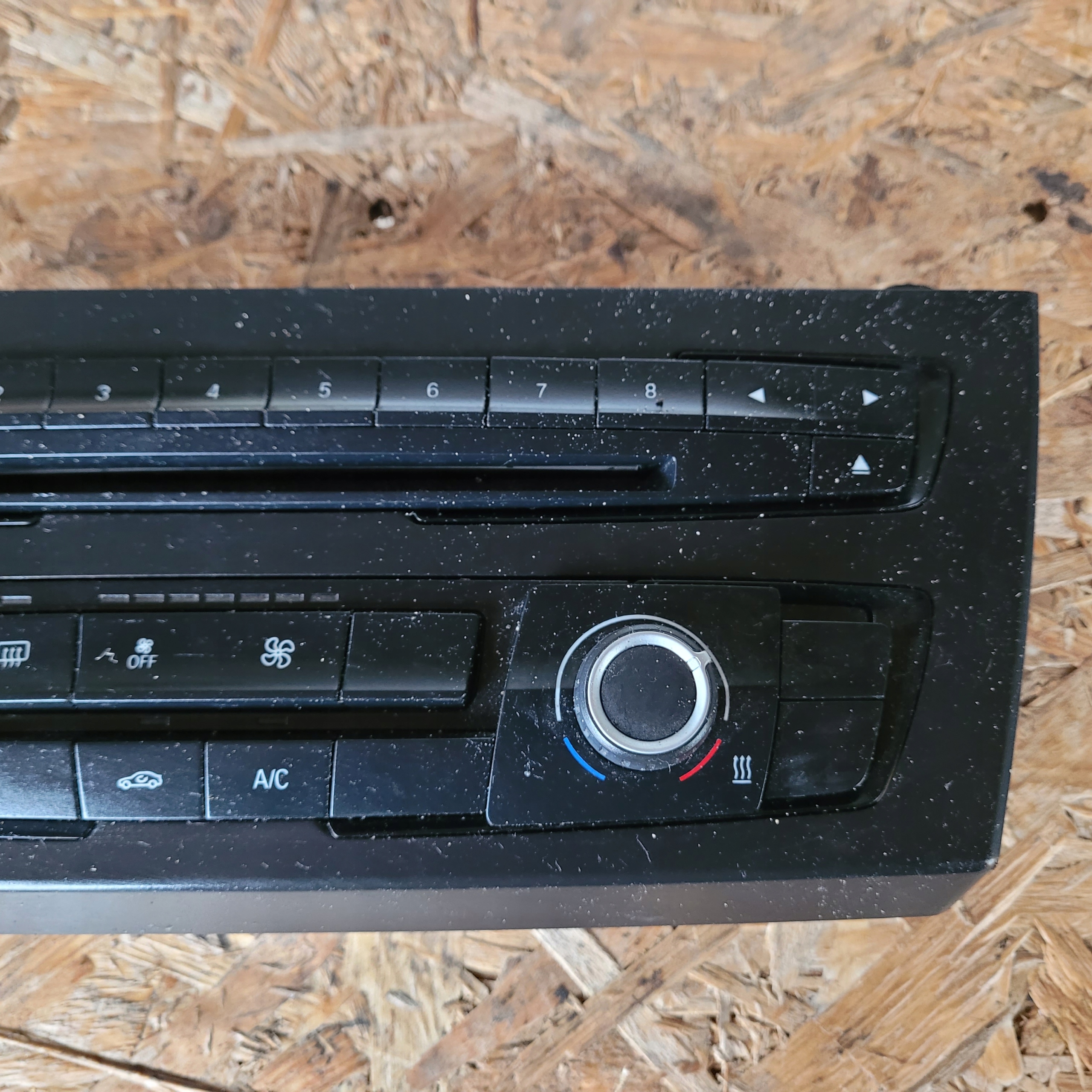 PANEL klimatizaci a RADIA BMW F20