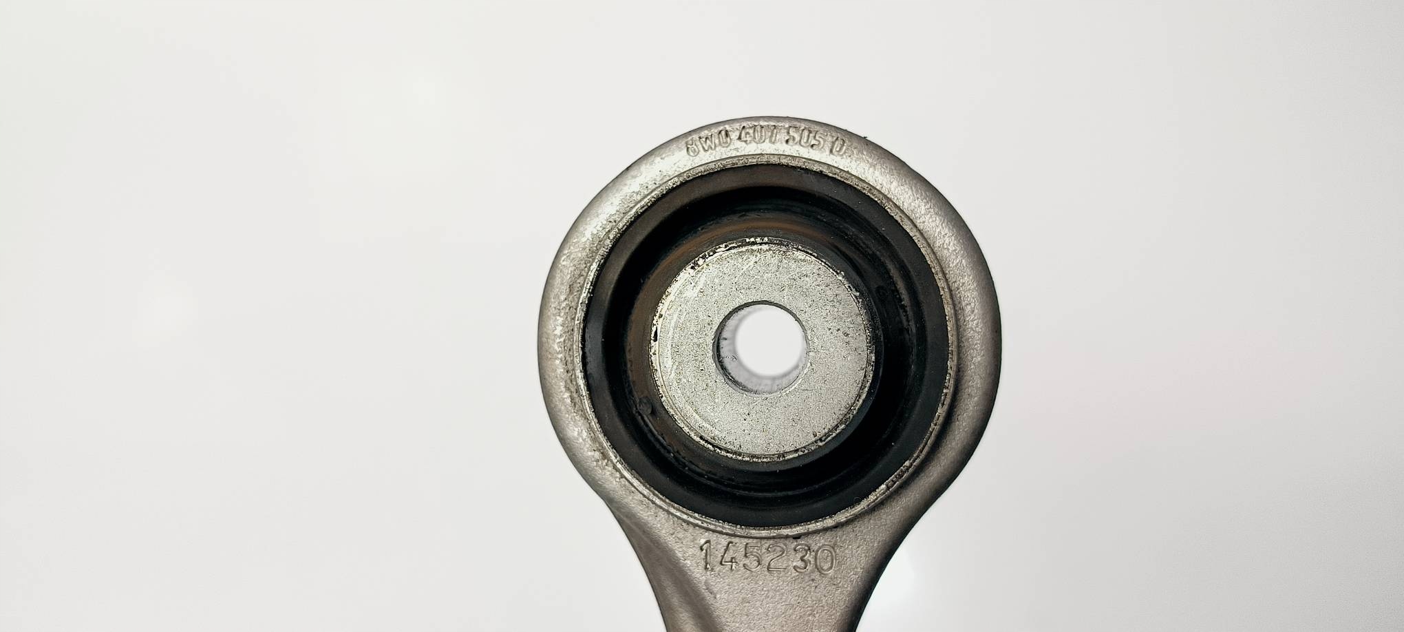 arm front left upper 8W0407505D AUDI A4 B9 QUATTRO