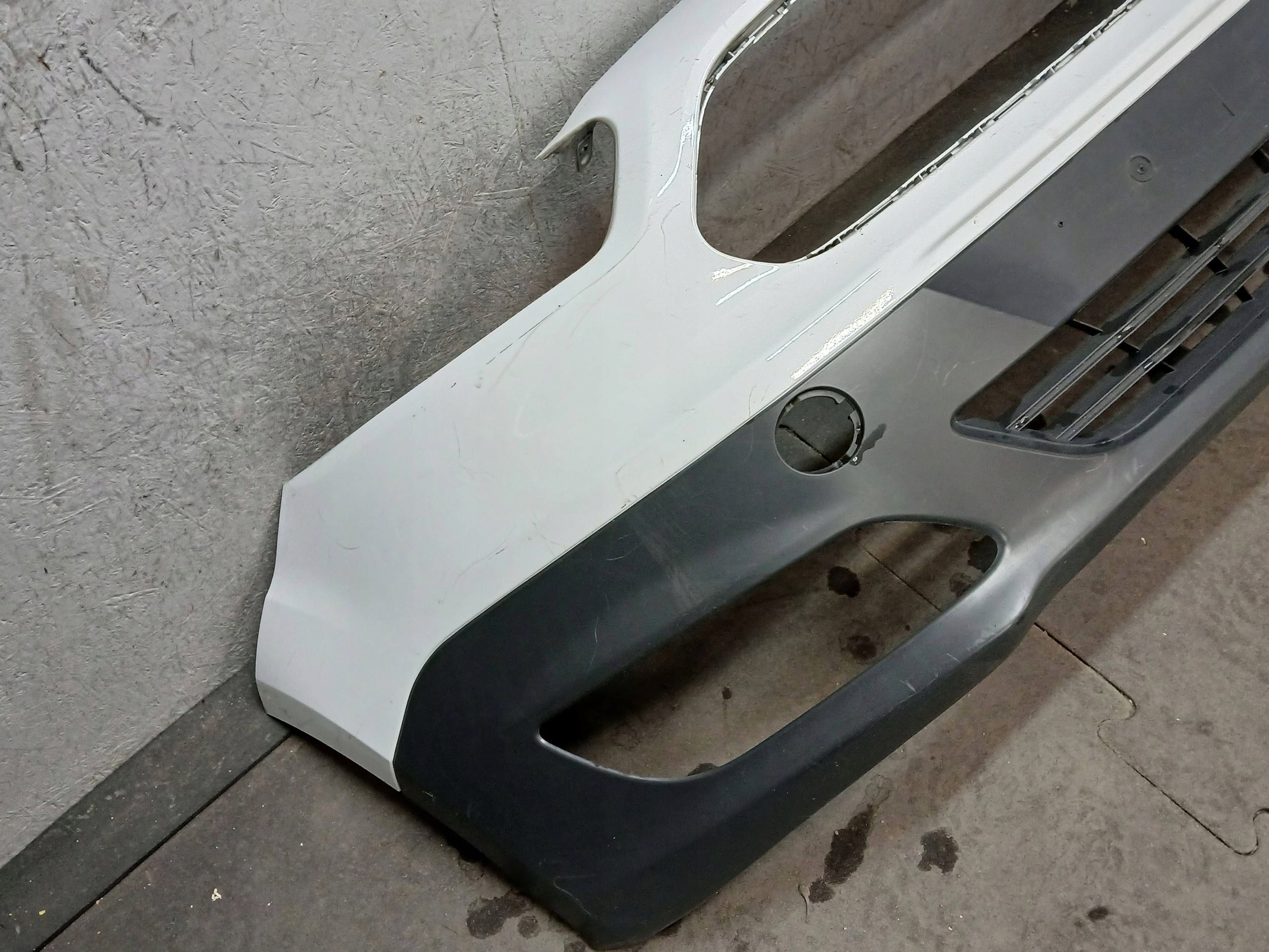 Stoßstange vorne FORD TRANSIT COURIER 14