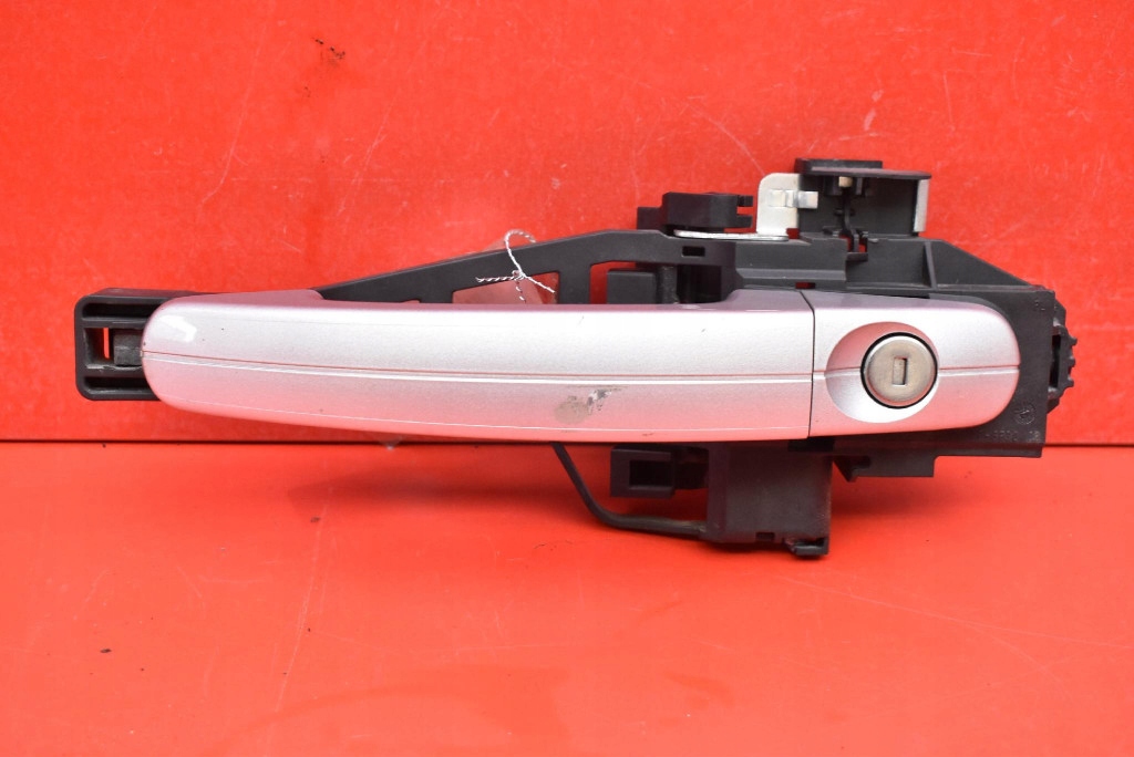 handle left front front SREBRNA BM51-A224A37-DG FORD FOCUS MK3 11-15