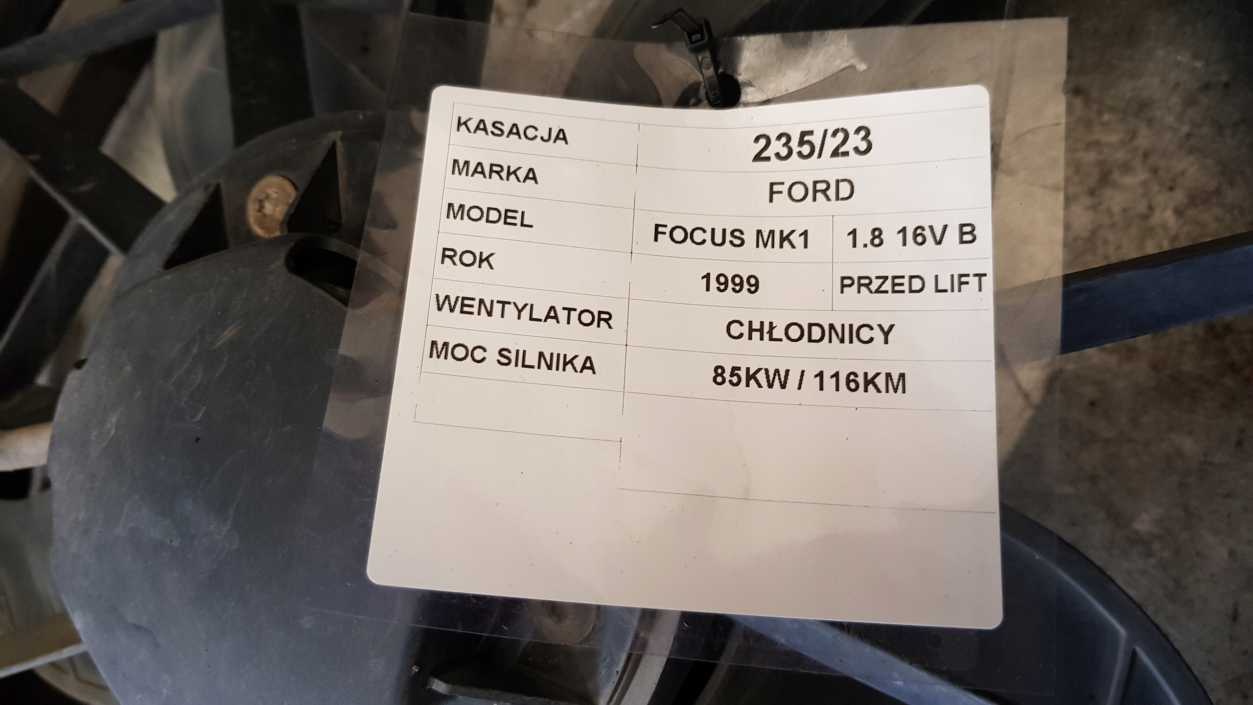 FORD FOCUS MK E 1,8B 16V VENTOLA RADIATORE 98AB8C607