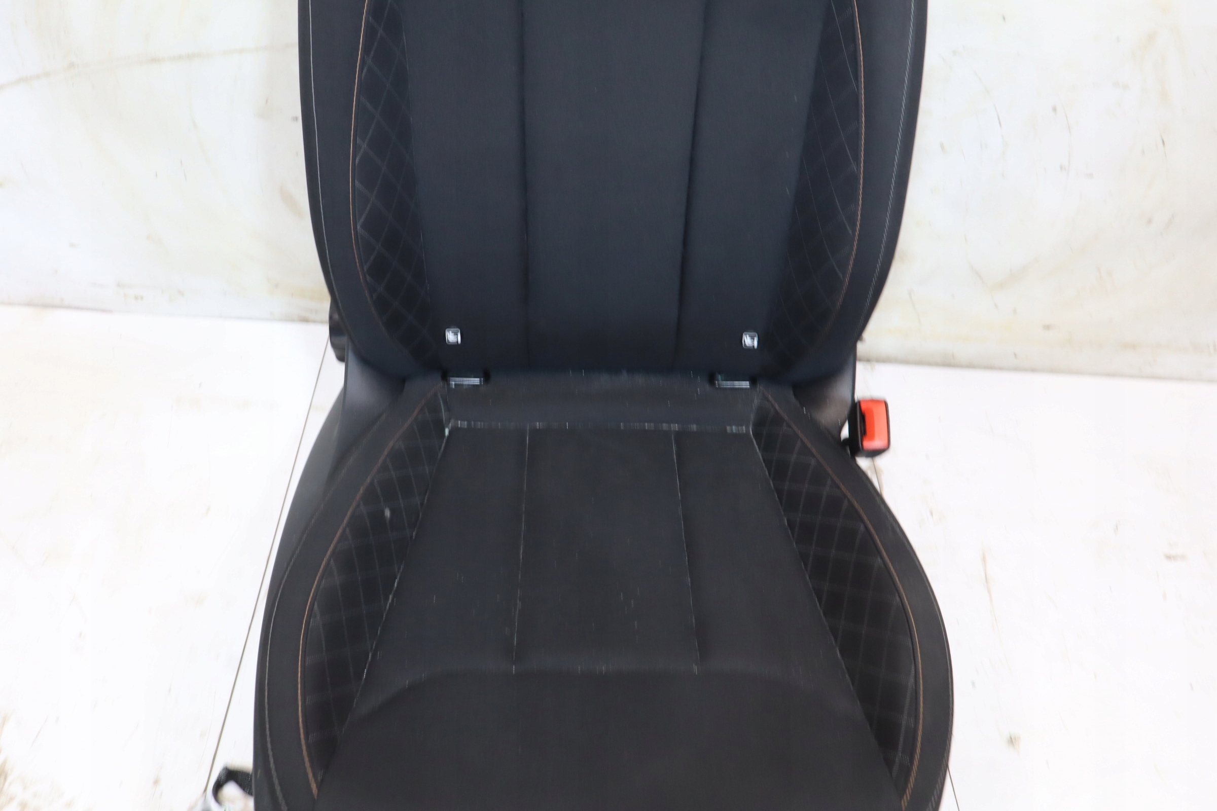 кресло передний левый SKODA SUPERB II