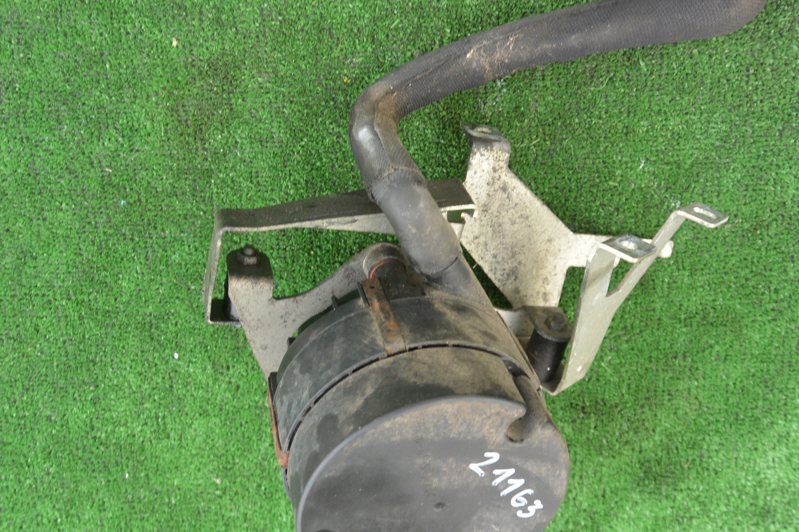 pump air WTORNEGO MERCEDES W211 219 E63 AMG
