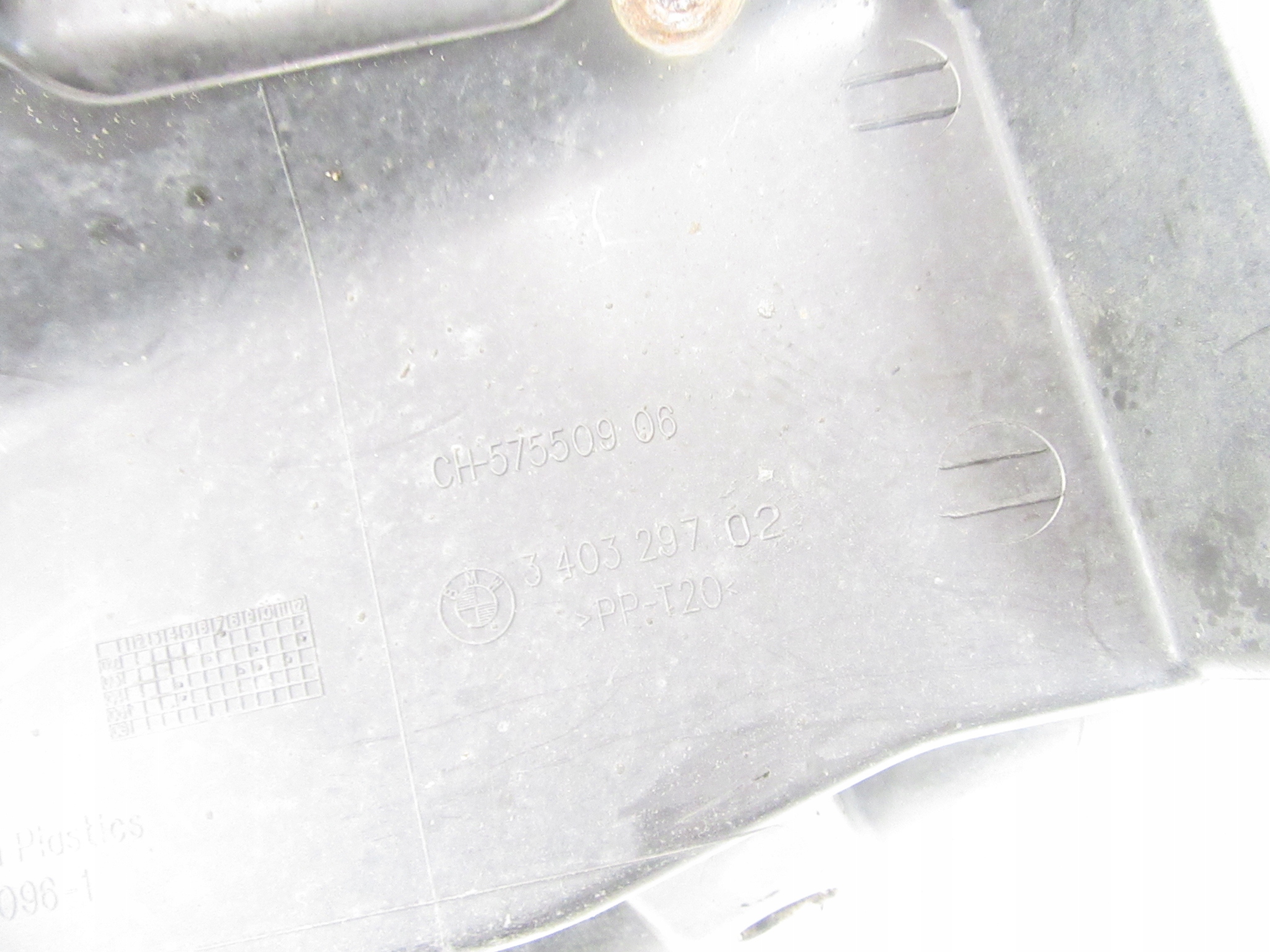 cover przekladni steering wheel left BMW e83 X3