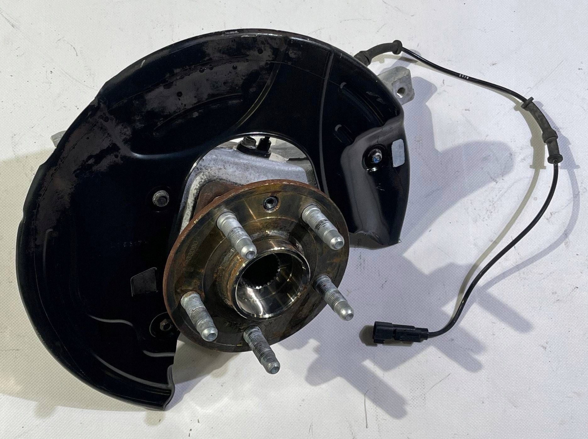 swing front left left front of the pivot Chevrolet Camaro 2009-2015