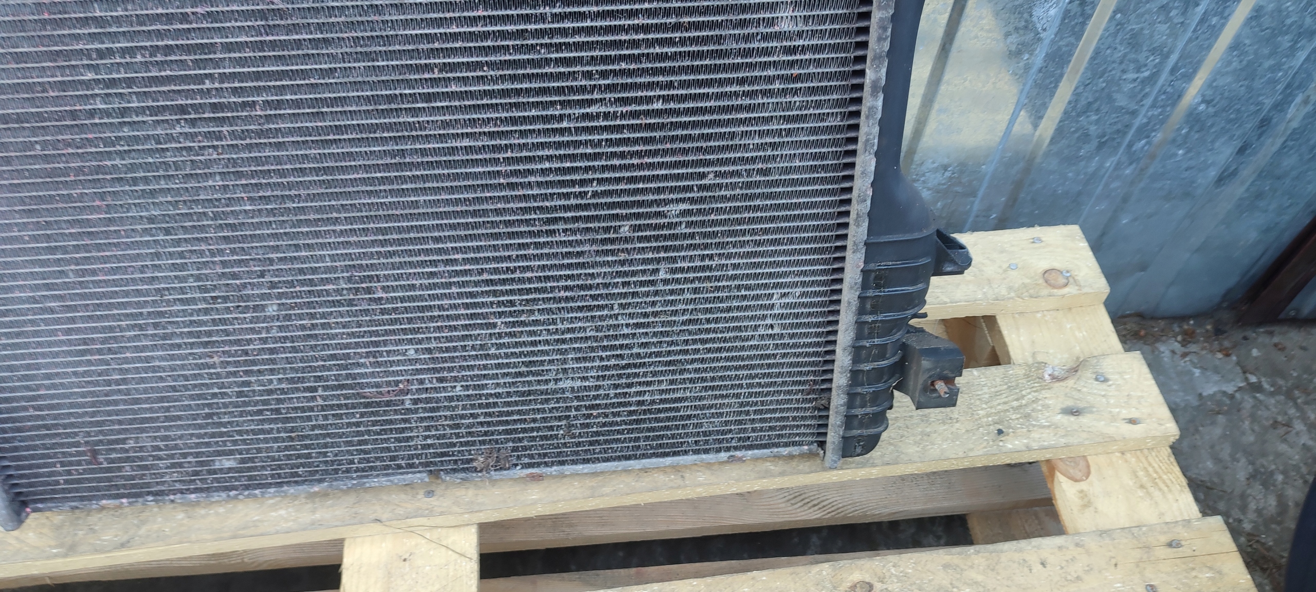 water cooler JAGUAR XF X250 4R83-8005-BE