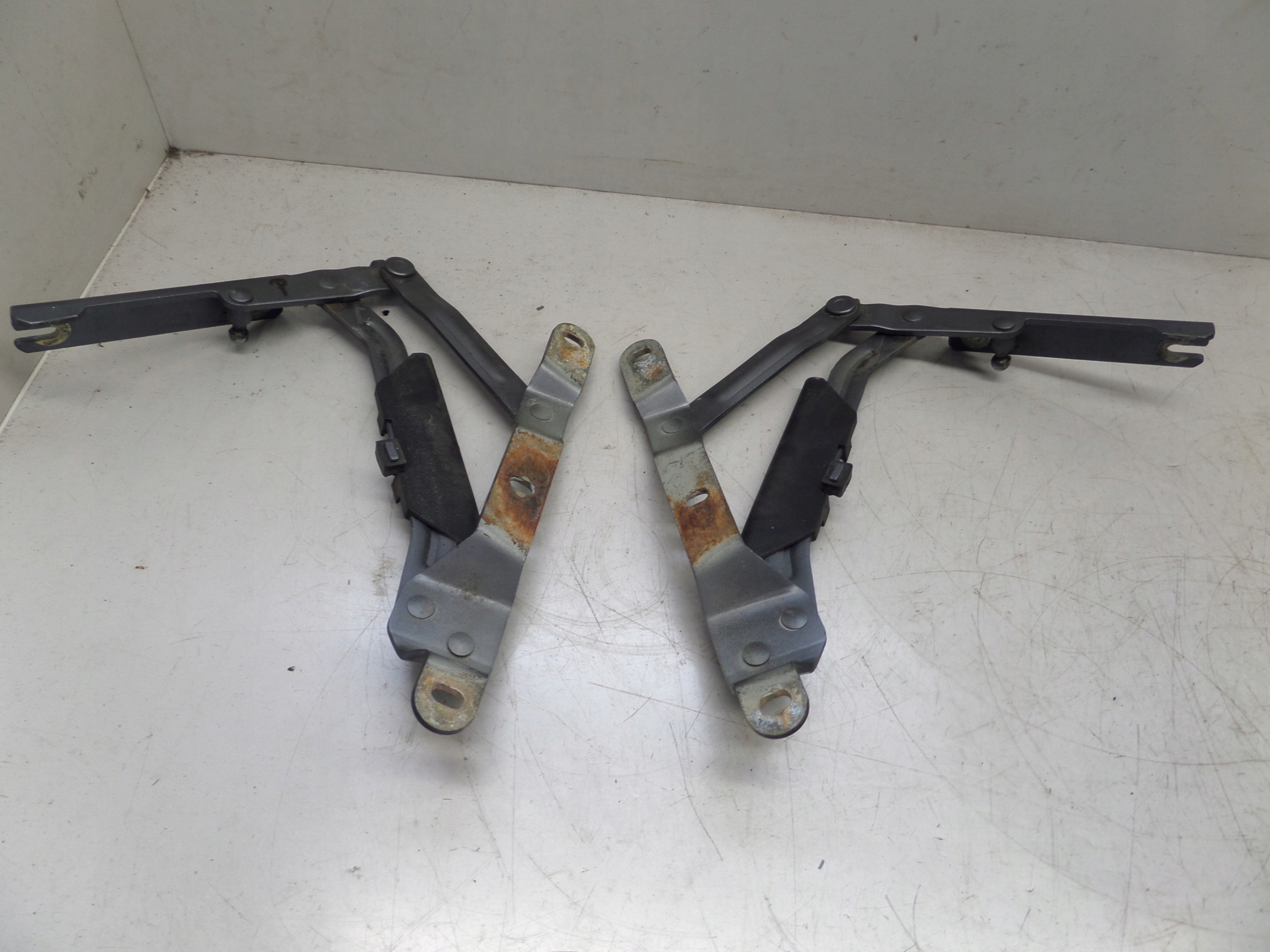 BRILLIANCE BS6 hinge hinges bonnet boot KPL 2SZT