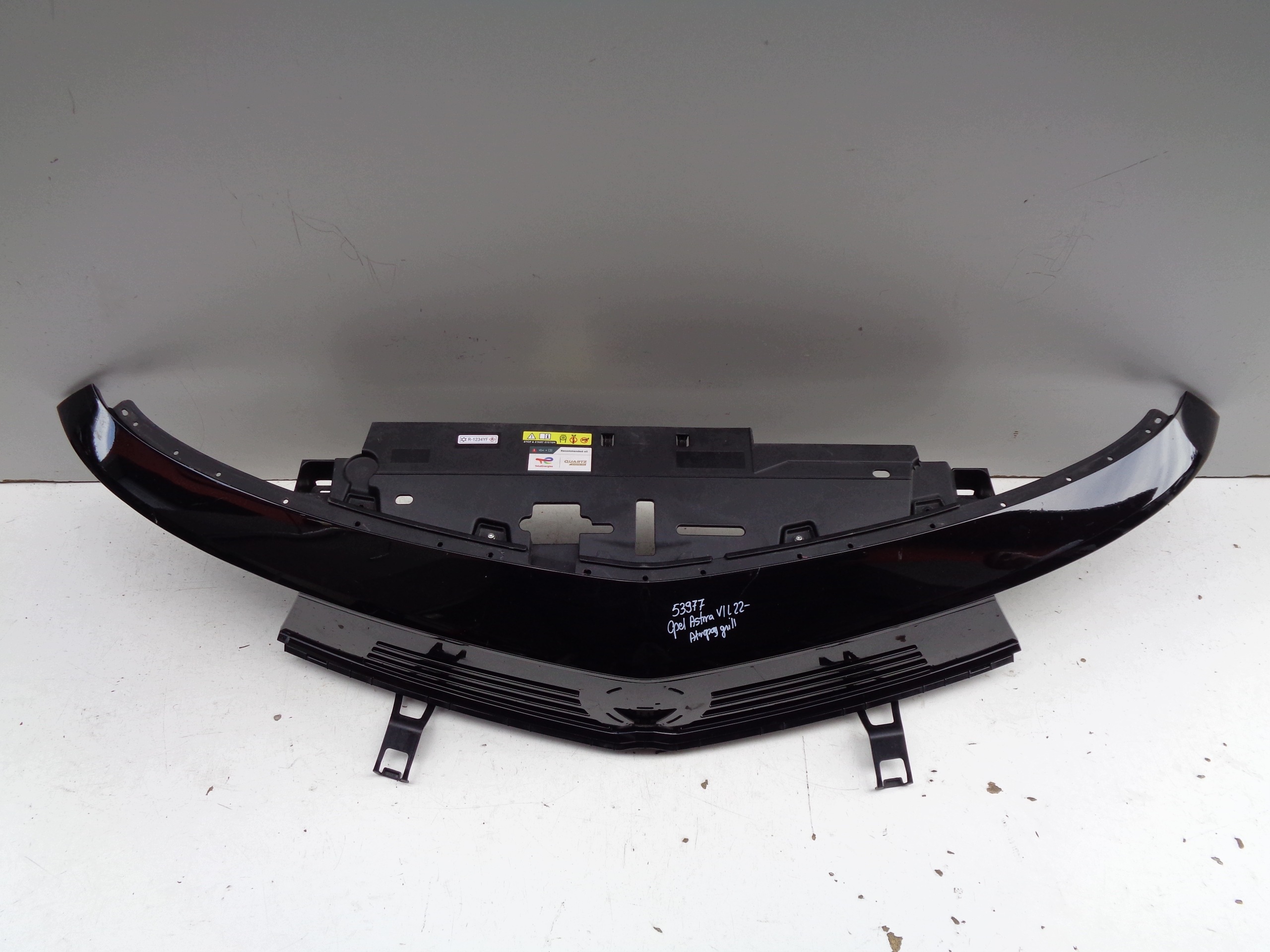 front prekladgrill moulding pillar support OPEL ASTRA VI 6 L 22- NR 53977
