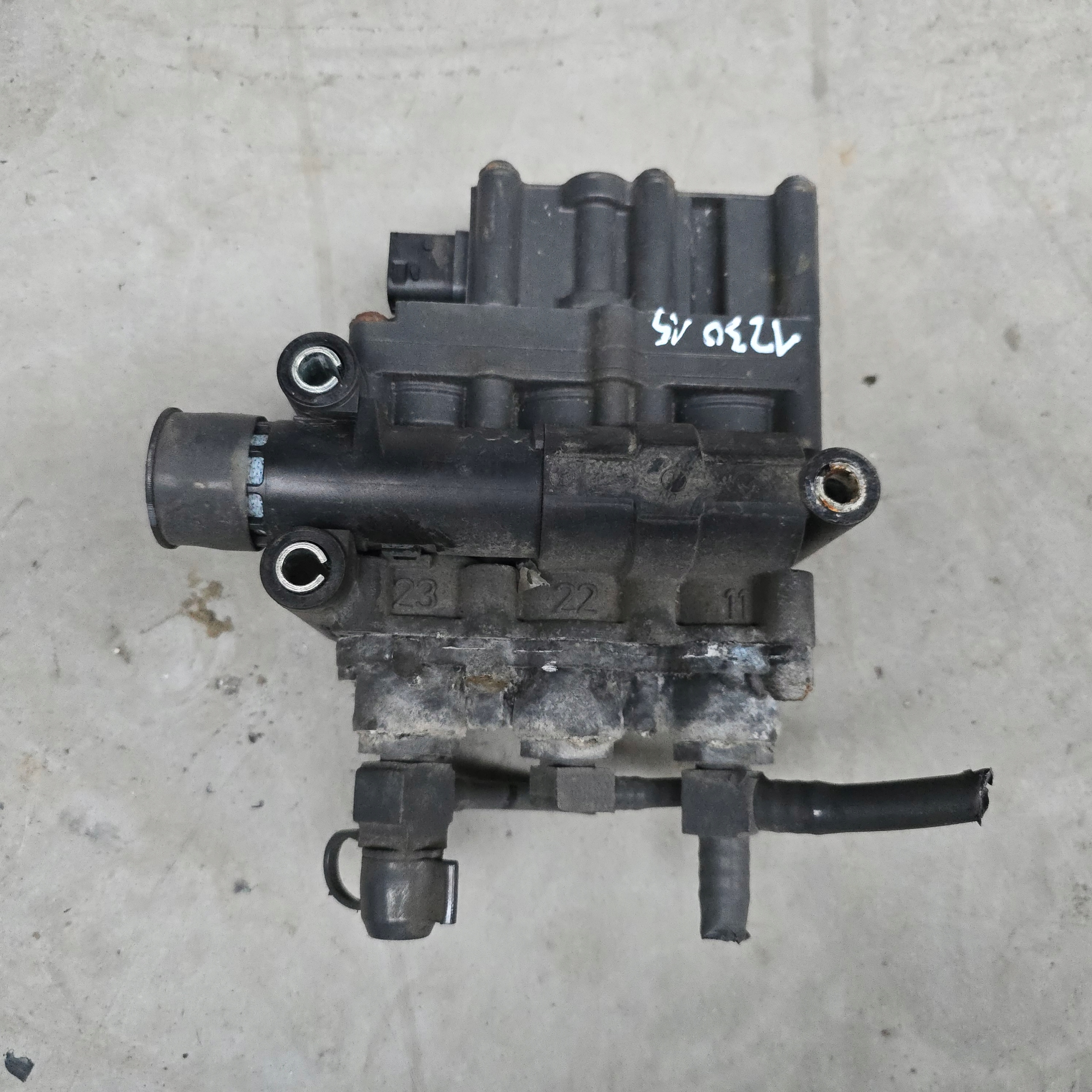 ACTROS MP4 MP3 AXOR AROCS ATEGO ANTOS ZAWÓR PODUSZEK STEROWANIA ZAWIESZENIA