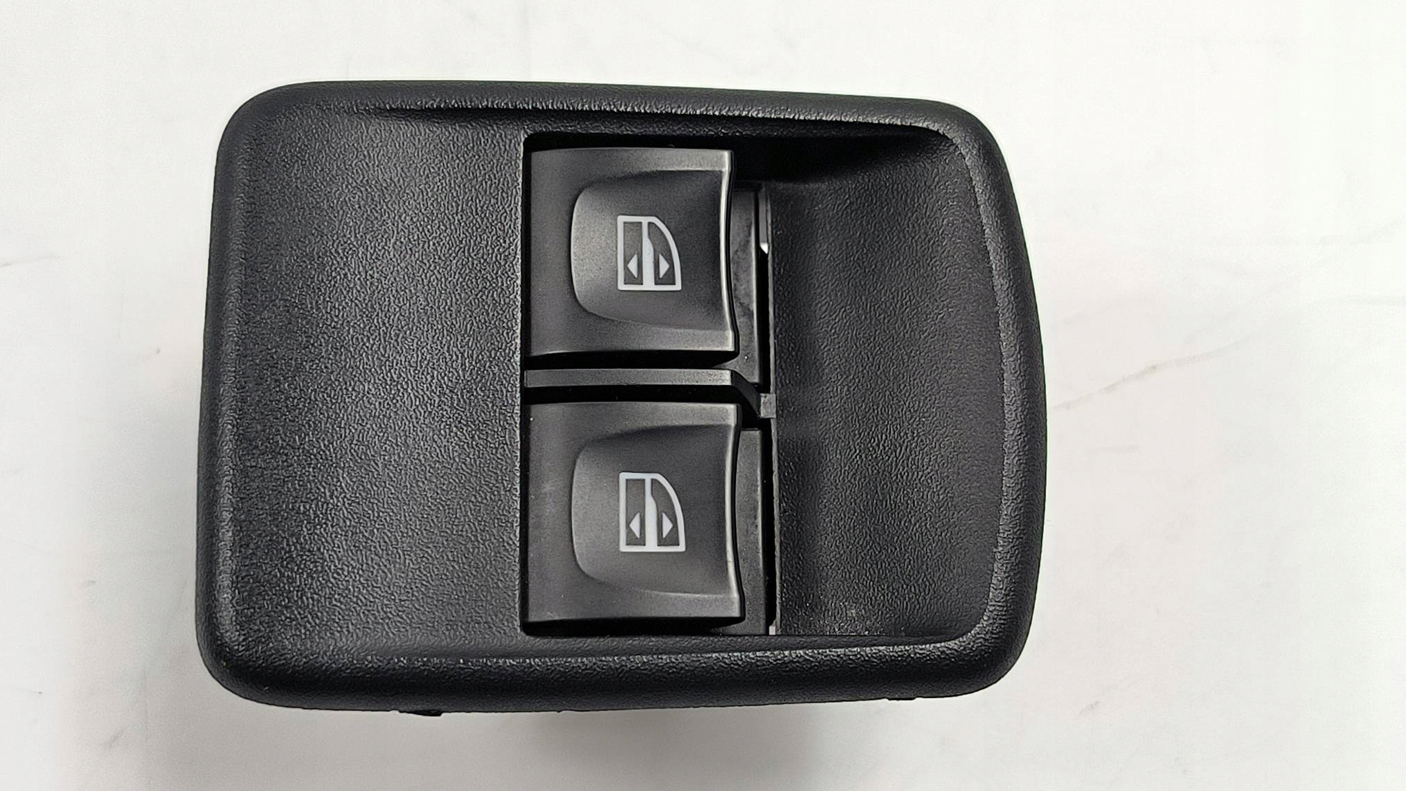 control panel of the window 254112588R FIAT TALENTO