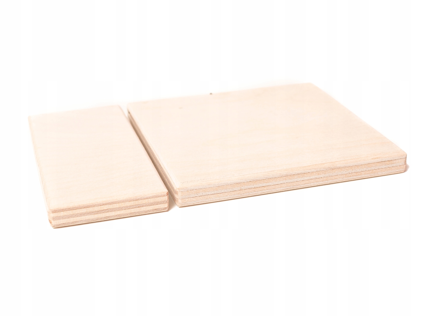 

Drzwiczki do tablicy manipulacyjnej, grubość 10mm