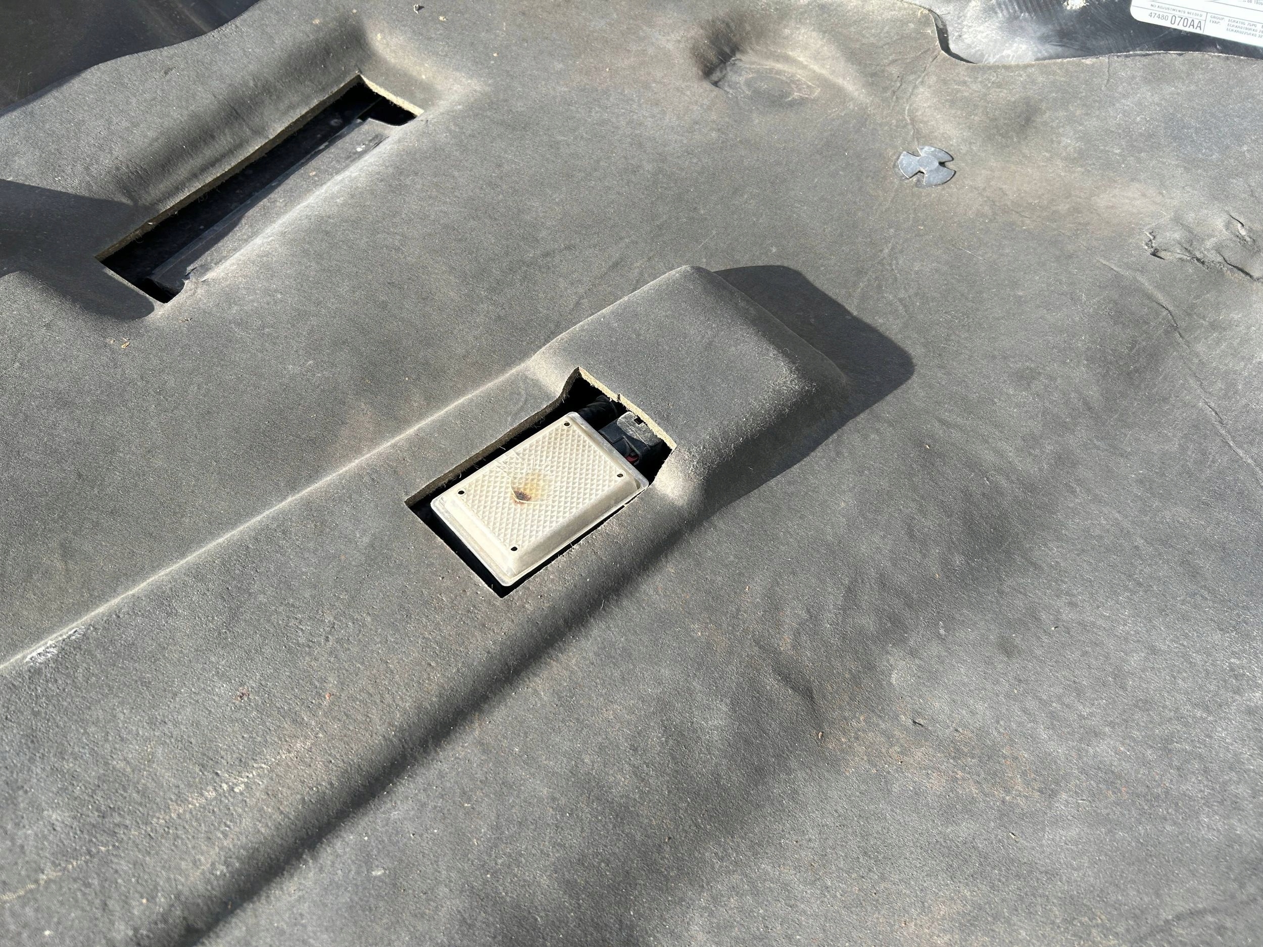 bonnet front front Dodge RAM 1500 2009