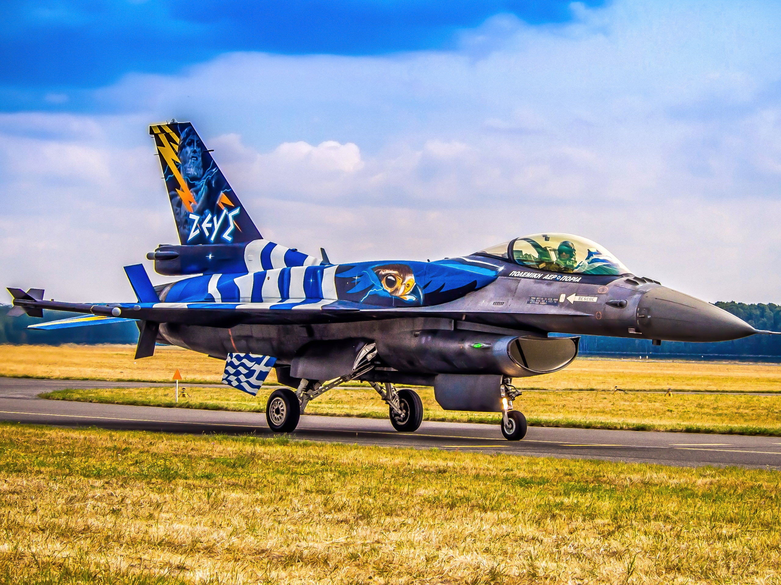 

Puzzle Samolot F-16 F16C Block Zeus Radom Air Show