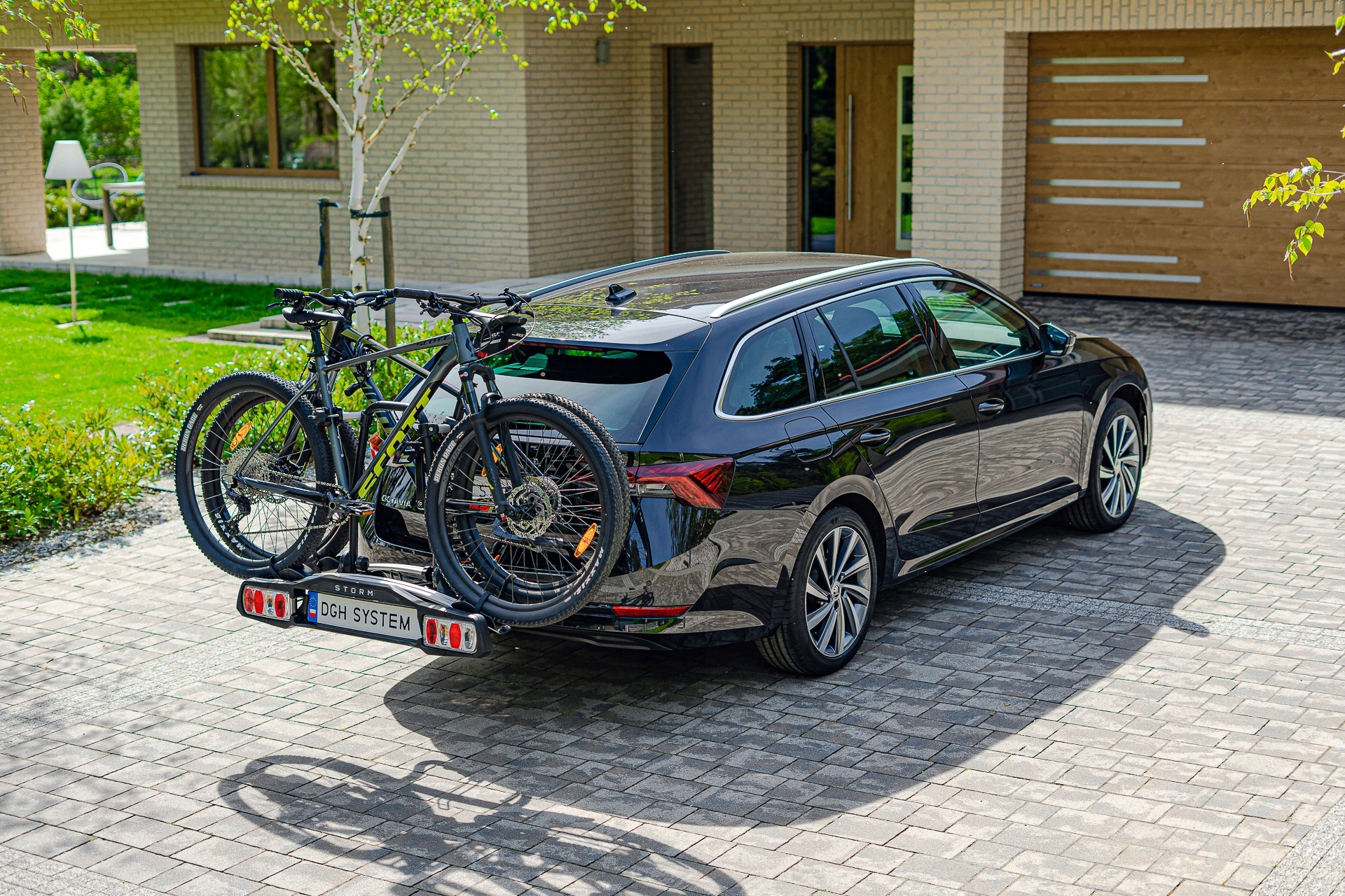 STORM 2 - Bagażnik uchwyt rowerowy na hak 2 rowery Model STORM-2