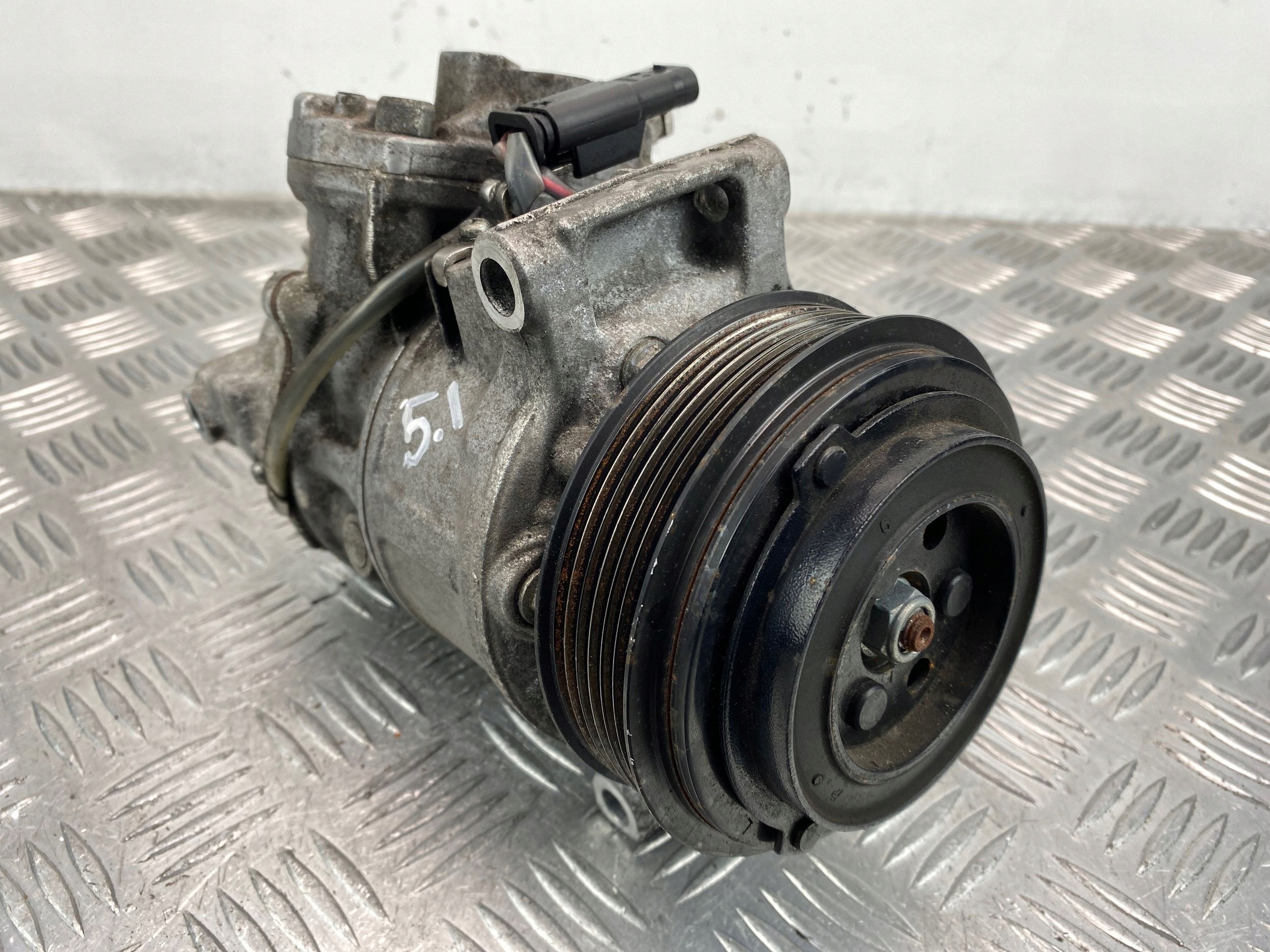 Mercedes E250 CDI W212 compressor A0008304400 OM651