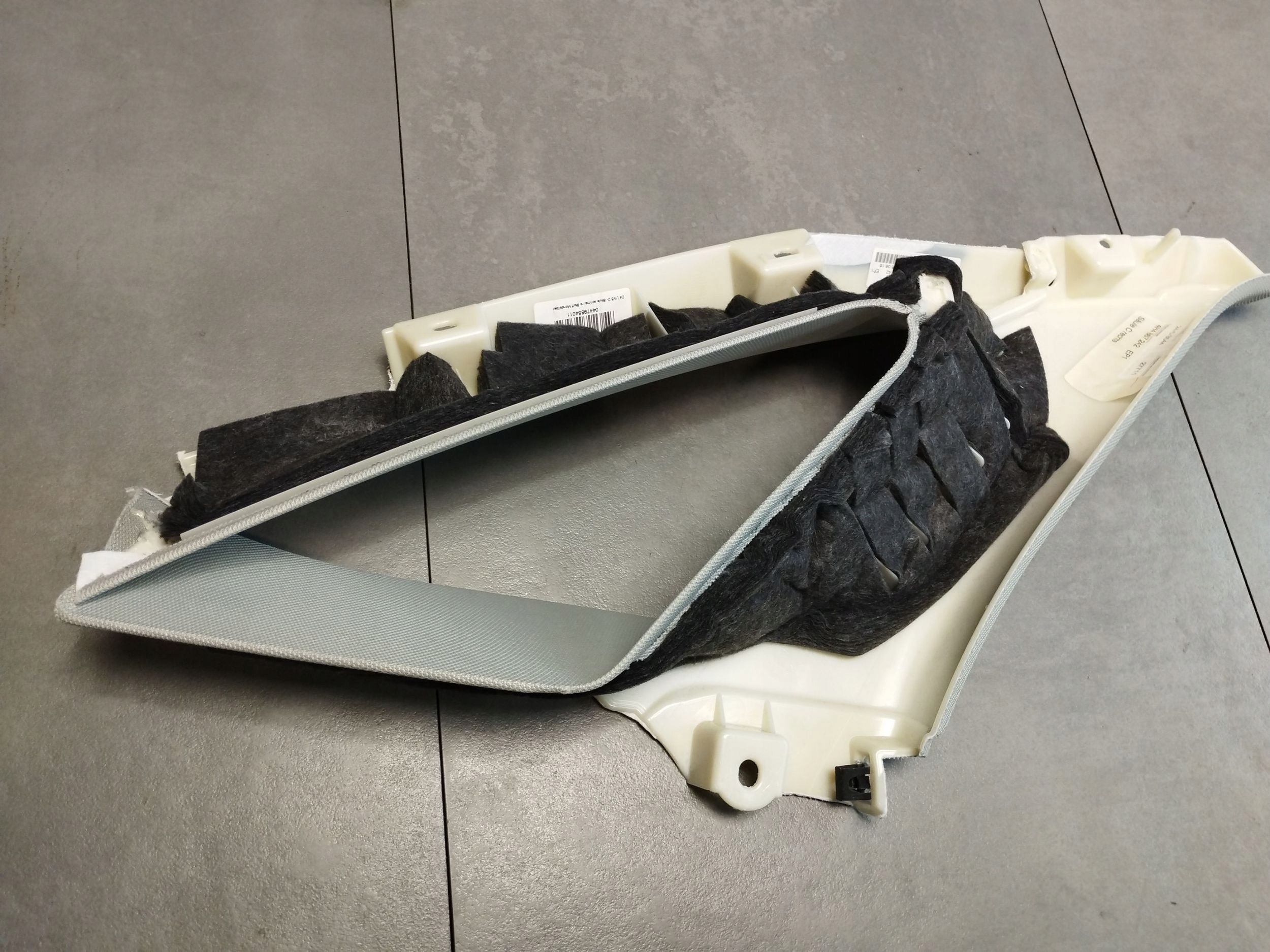 Audi A8 D4 4H Blende Abdeckung SLUPKA rechts 4H4867242