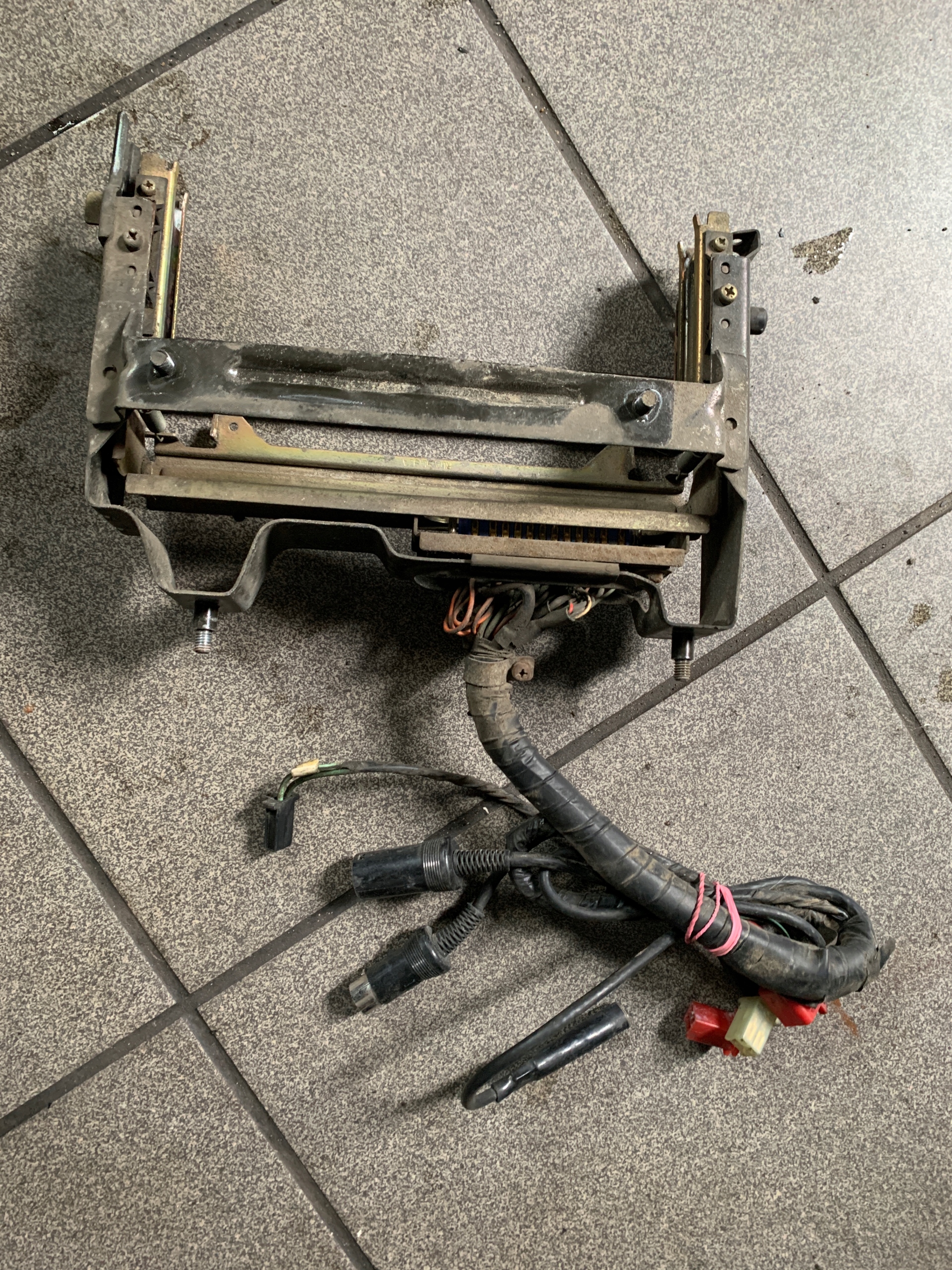 Honda GL GoldWing 1200 карманное крепление Радио