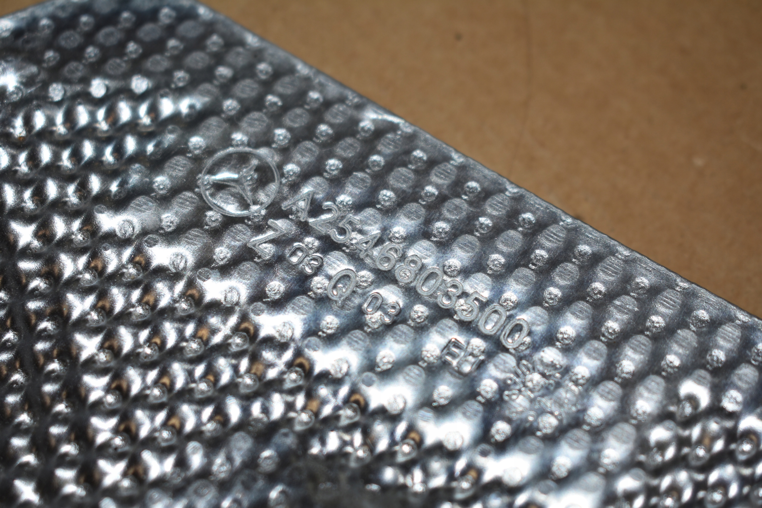 IDEALNE Blende Abdeckung TERMICZNA MERCEDES W214 1
