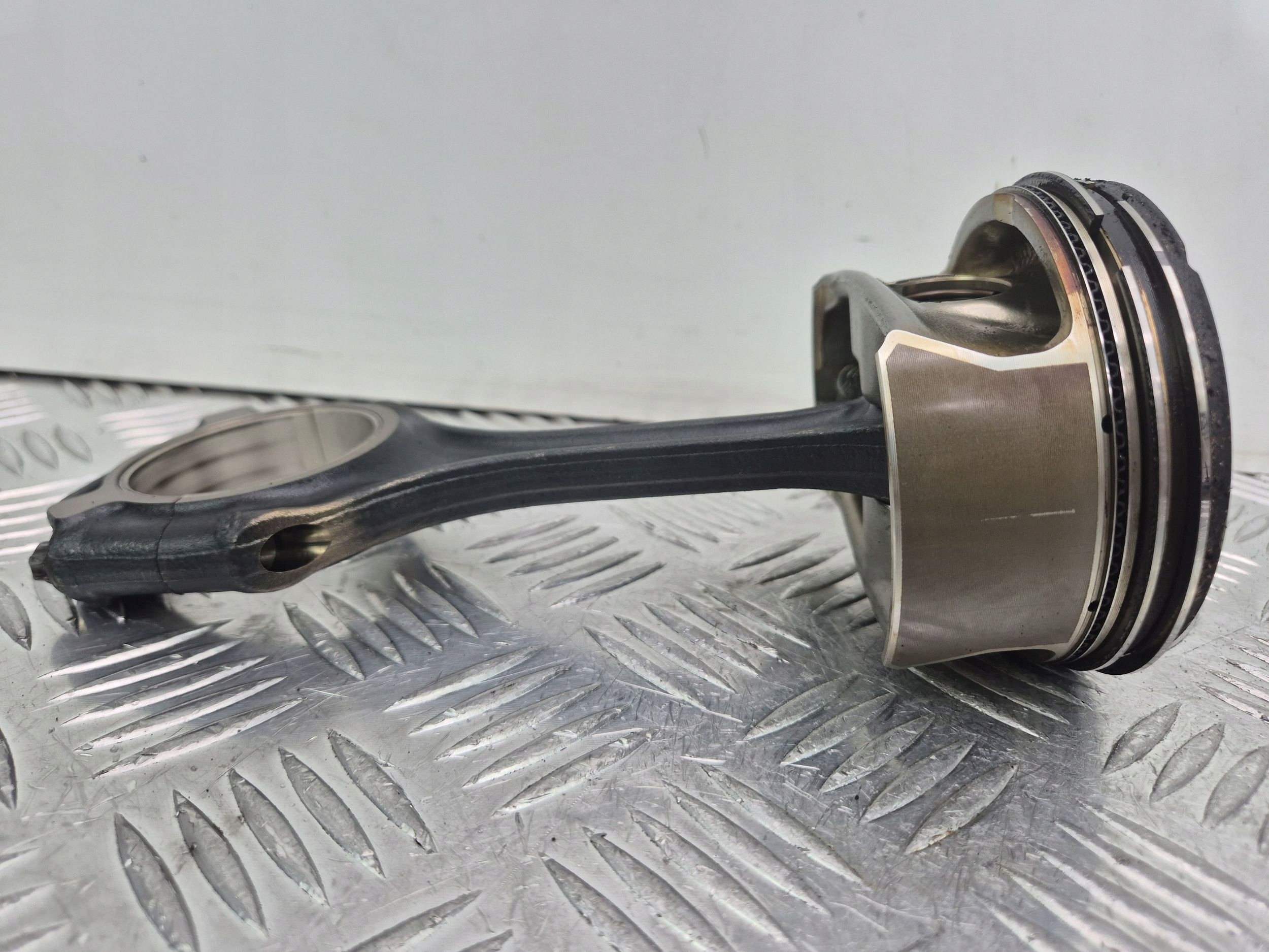 Piston avec bielle M272977 Mercedes E350 W212 92L88