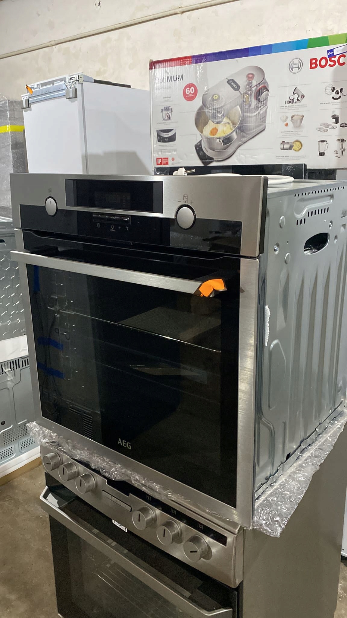 OUTLET PIEKARNIK AEG BCE542350M Model BCE542350M