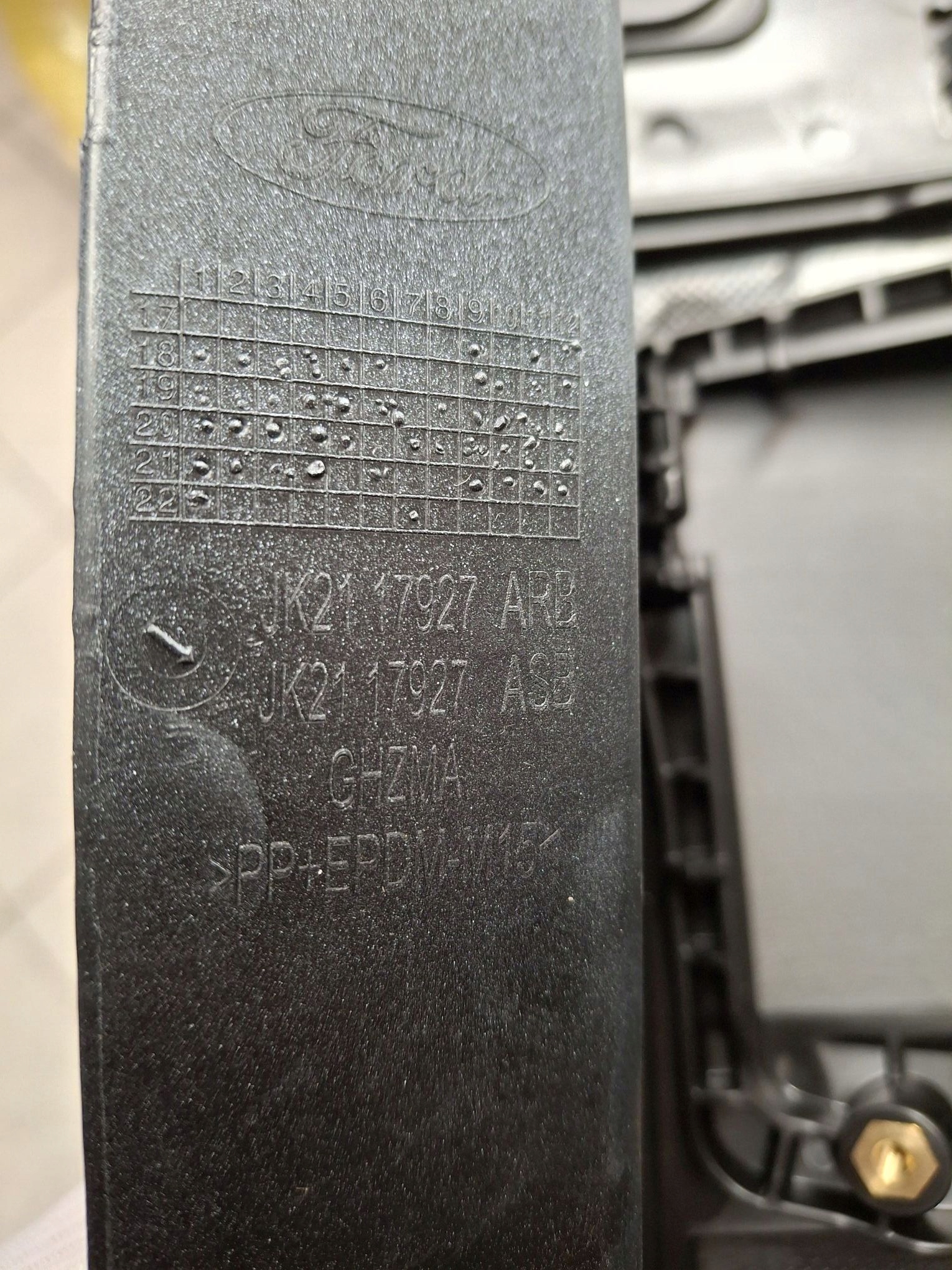 bumper rear part corner left FORD CUSTOM LIFT 2017R->