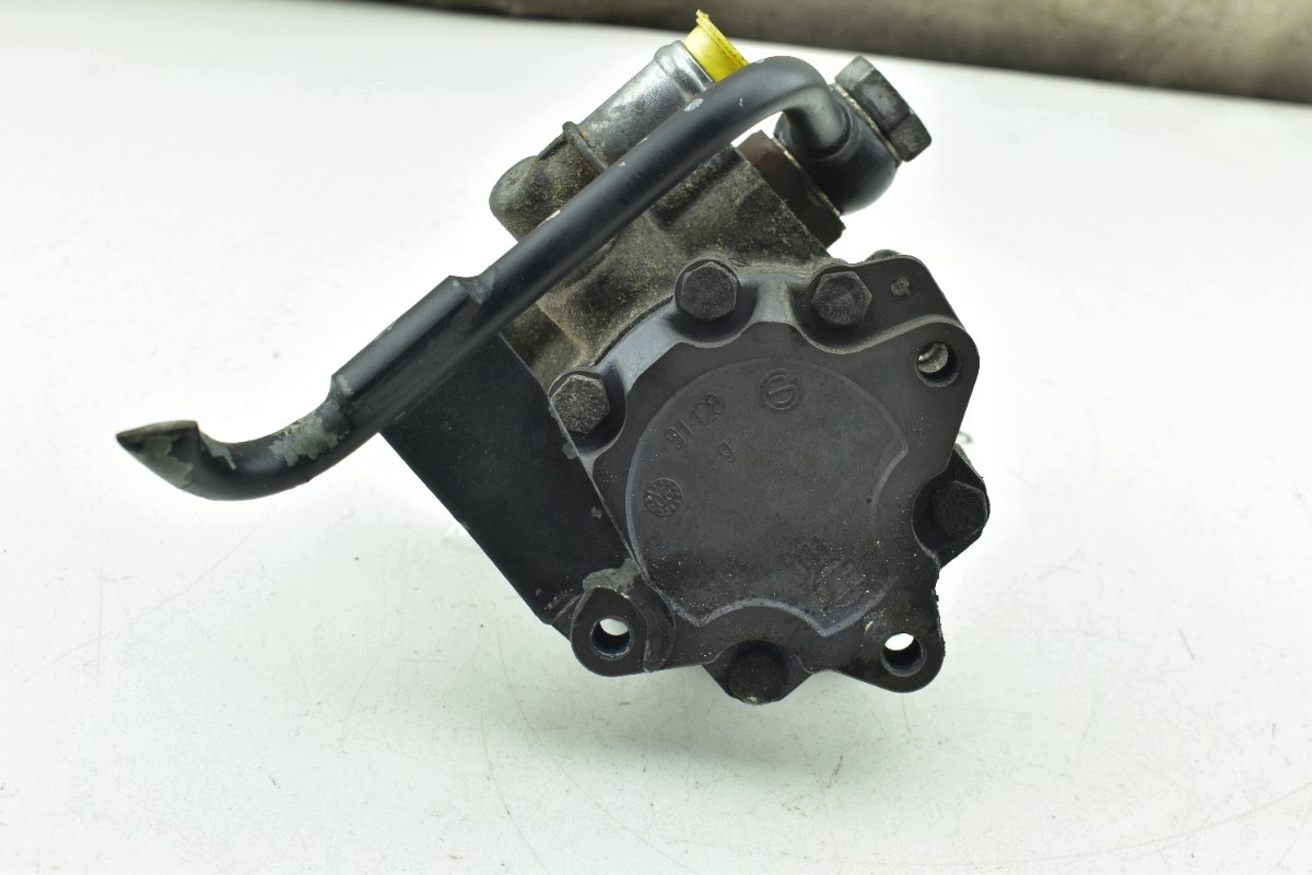 Pompa servosterzo AUDI A6 C6 A4 B8 2.7 3.0 TDI 4F0145155A