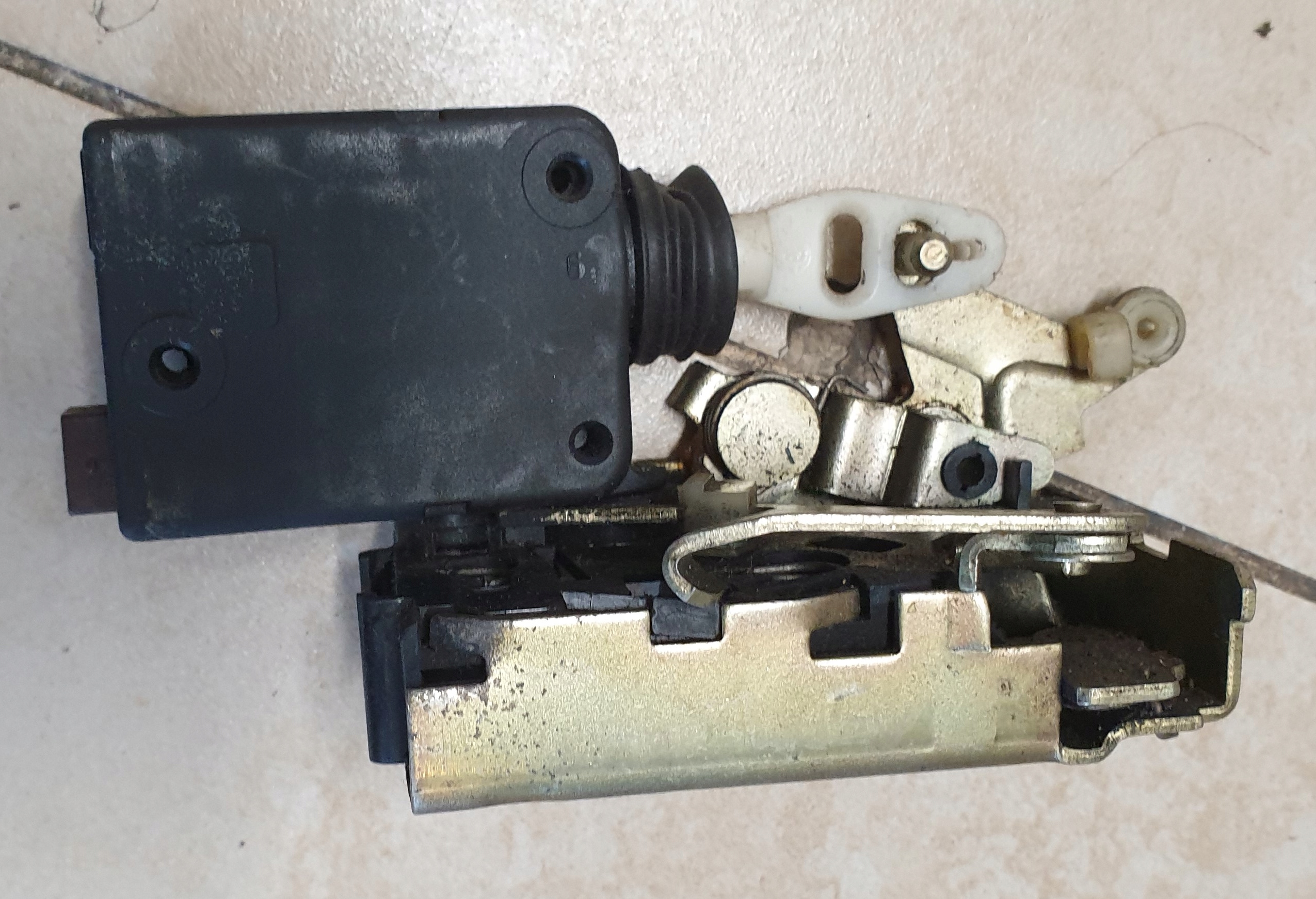 lock door damper left rear PEUGEOT 405 original