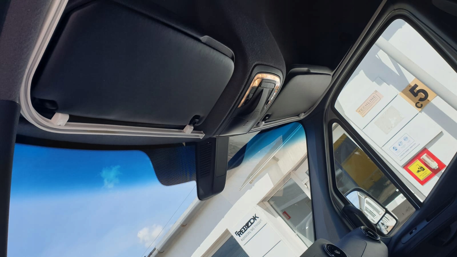 Ed1662524384ae810cdf579e447a