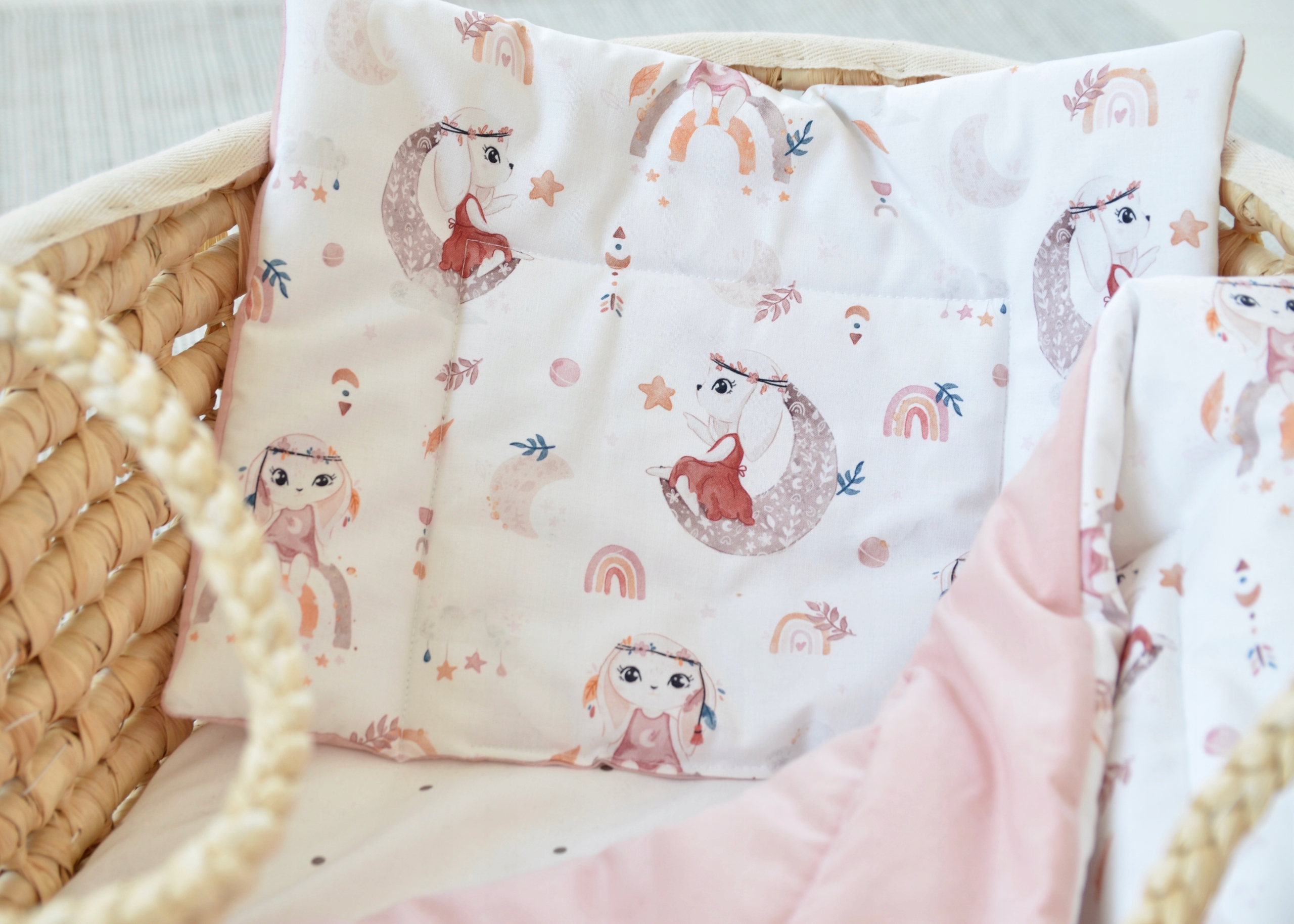 POŚCIEL Z WYPEŁNIENIEM DO WÓZKA/KOŁYSKI BOHO BUNNY Długość kołdry 70 cm