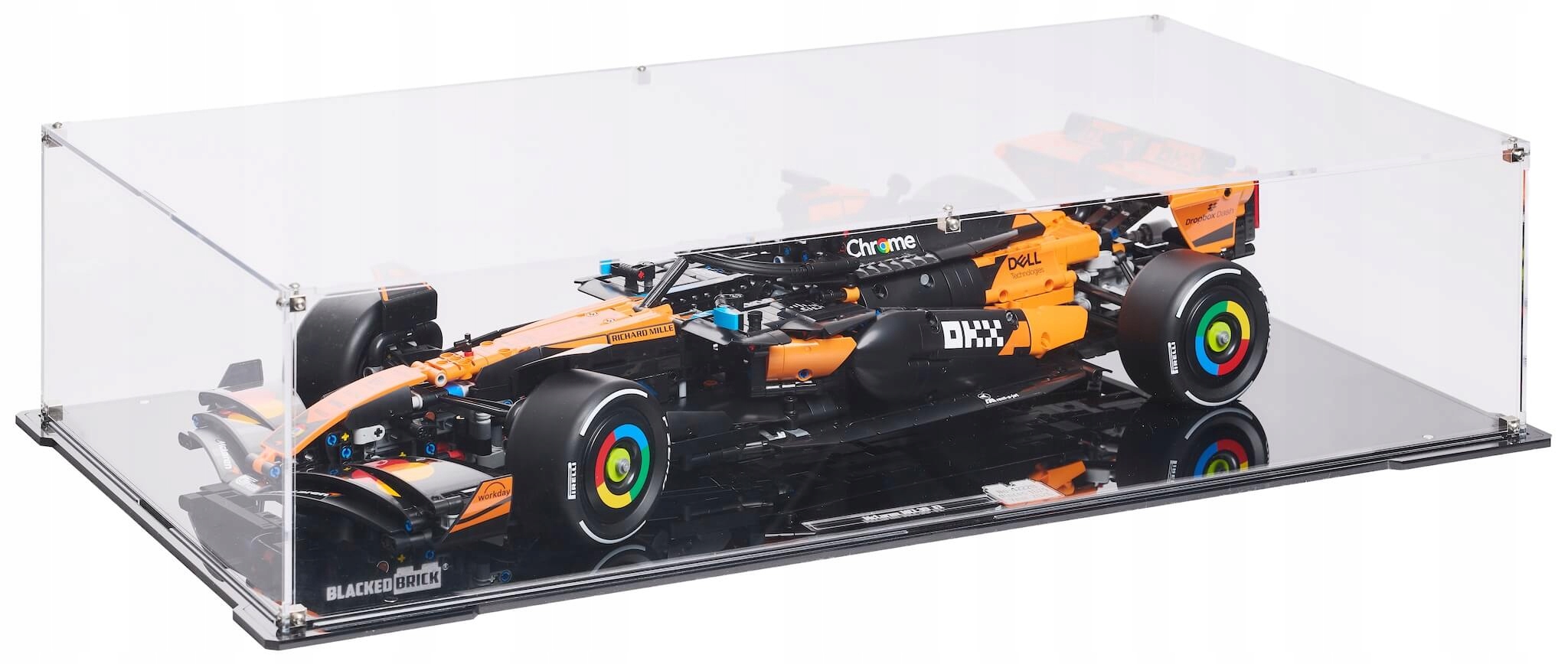 Vitrína Blacked Brick pre Lego 42228 Technic Bolid McLaren MCL39 F1