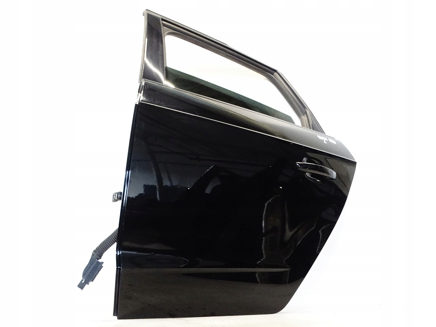 door left rear. left rear part AUDI A3 8V SB LY9B 5D