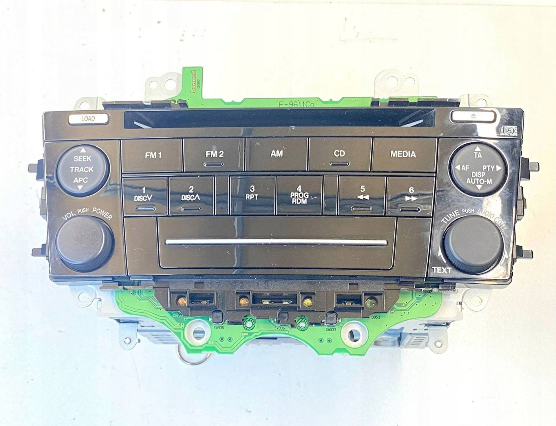 Radio samochodowe Mazda 6 facelift GG 2007 GAA466DSX