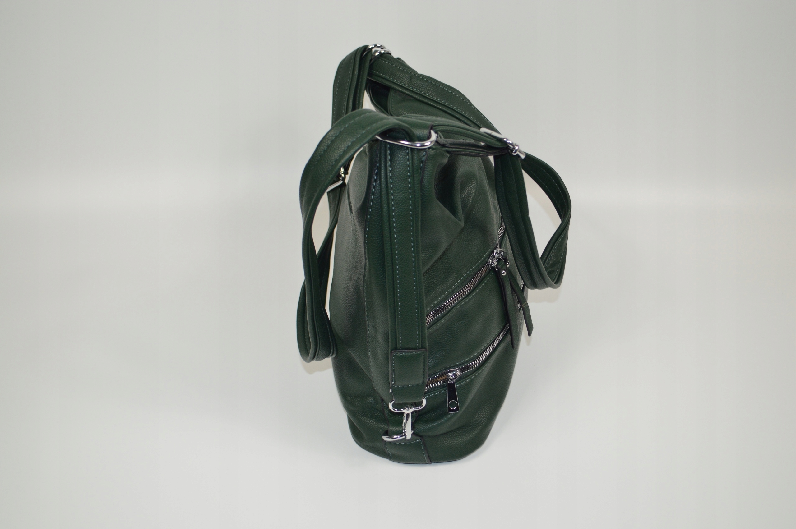 DUŻA POJEMNA TOREBKA DAMSKA LISTONOSZKA WOREK TORBO-PLECAK Kod producenta T-8033