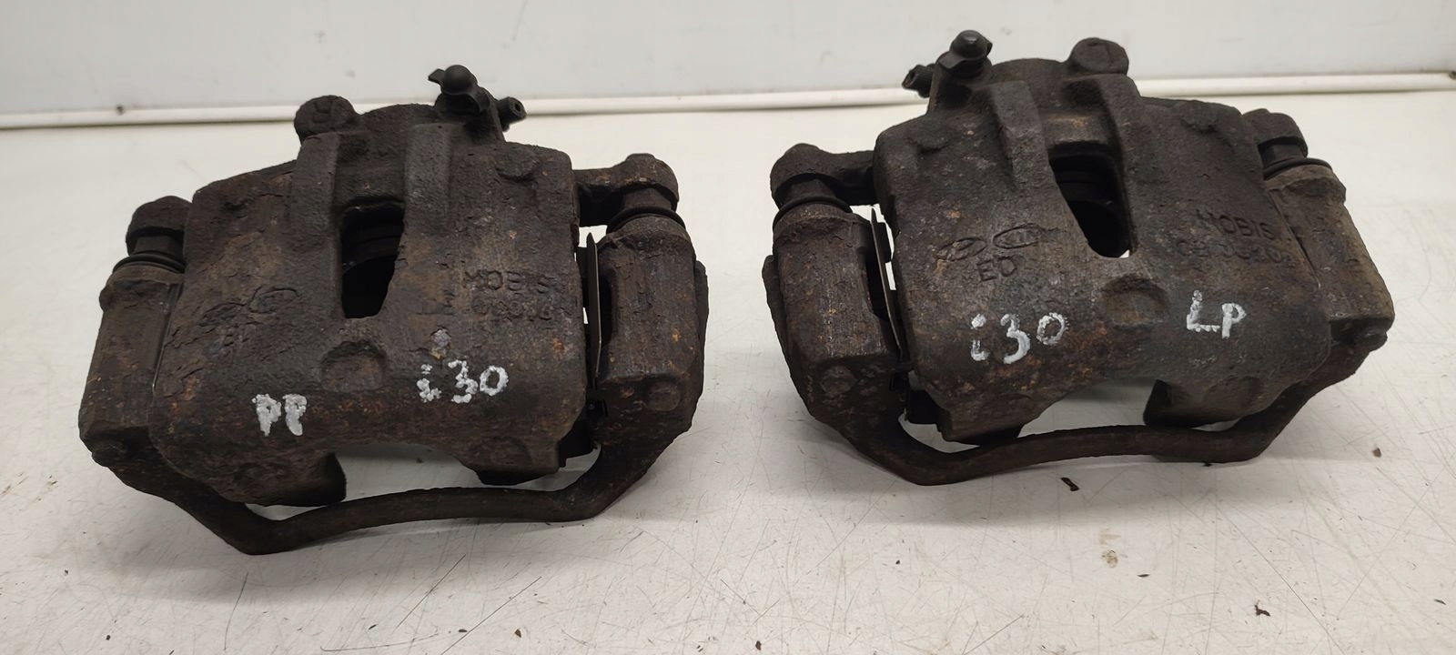 caliper front front right left Hyundai i30 LIFT